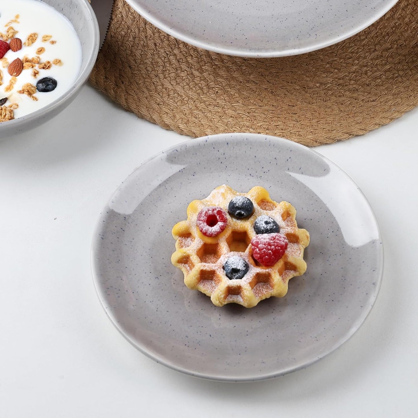 CQN&ZXD Ceramic Plates and Bowls Sets, 12 Pieces, Hand-Crafted Dishes set for 4 with Gradient Reactive-Glaze, Microwave & Dishwasher Safe Dinnerware Sets, Modern Style, Velvet Grey & Meteor Blue