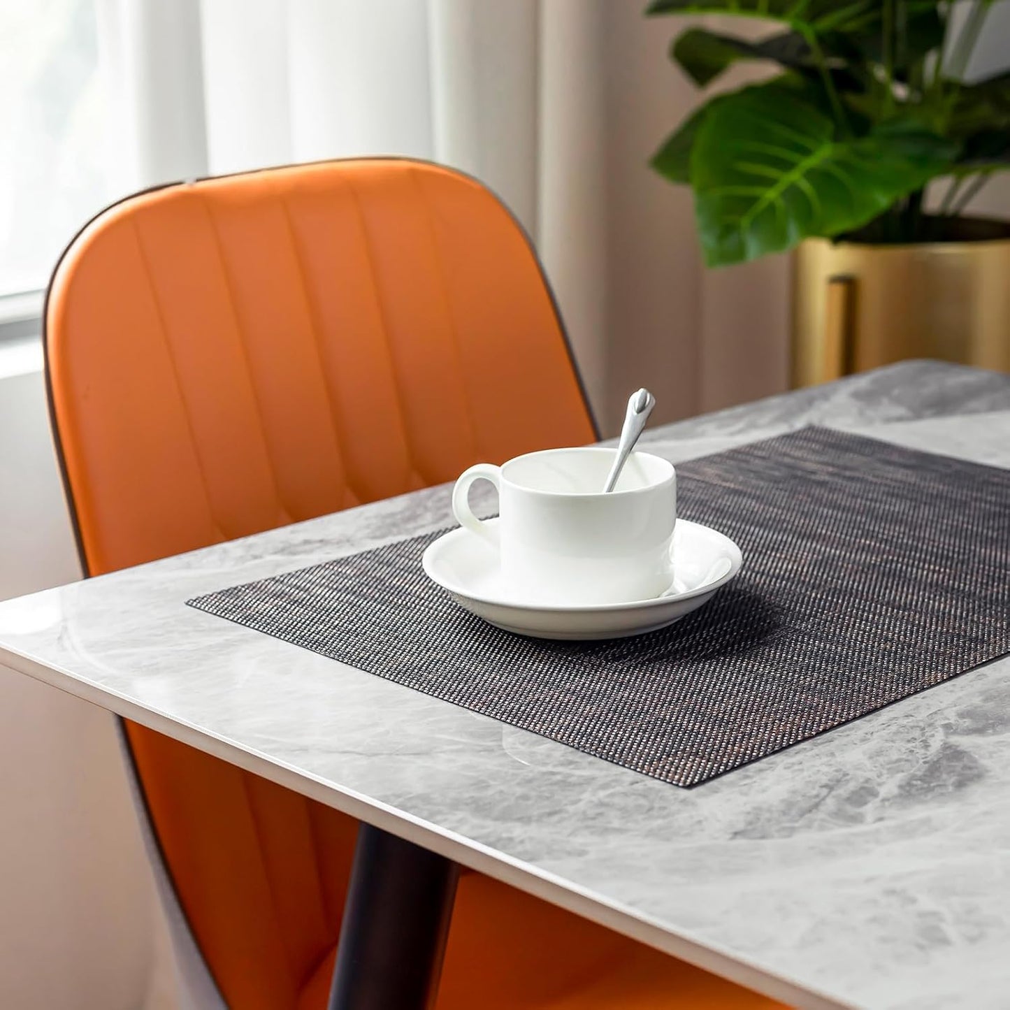 LEXMORE Placemats Set of 6 Vinyl/Plastic Woven Place Mats for Kitchen Table Indoor/Outdoor Washable Placemat Wipeable Dining Table Mats(Black/Brown)