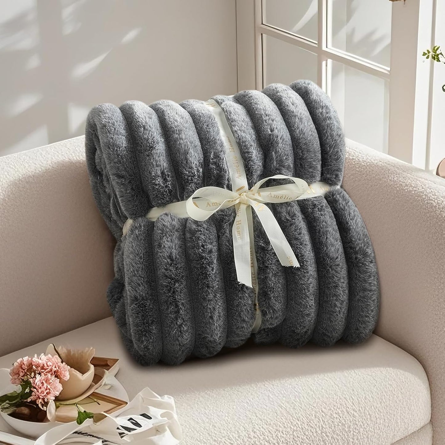 Amélie Home Faux Fur Throw Blanket for Couch, Ultra Cozy Fuzzy Fluffy Fur Luxurious Soft Striped Plush Gift Blankets for Family Sofa Chair Bed Living Room Bedroom, 60"x80", Ionic Wolf Gray