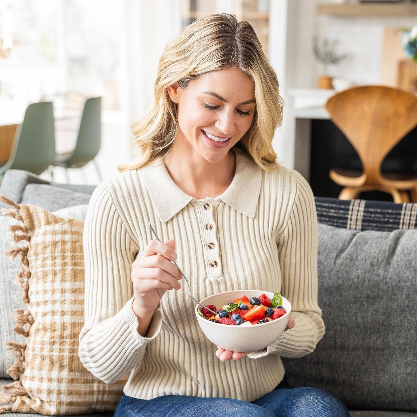 Grow Forward Premium Wheat Straw Bowls - 27oz Microwave Safe Plastic Cereal Bowls Set of 8 for Kitchen, Camping, RV, Dessert, Snack, Soup, Salad, Fruit - Reusable, Unbreakable & BPA Free - Sahara