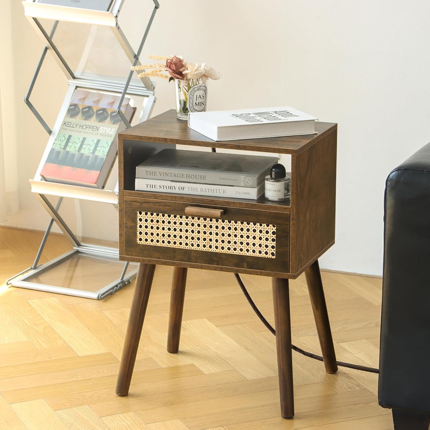 MaxSmeo Small Nightstand with Charging Station, Rattan Side Table Mid Century Modern Bedside Table for Bedroom, Living Room and Small Spaces, Solid Wood Legs (Rustic Brown)