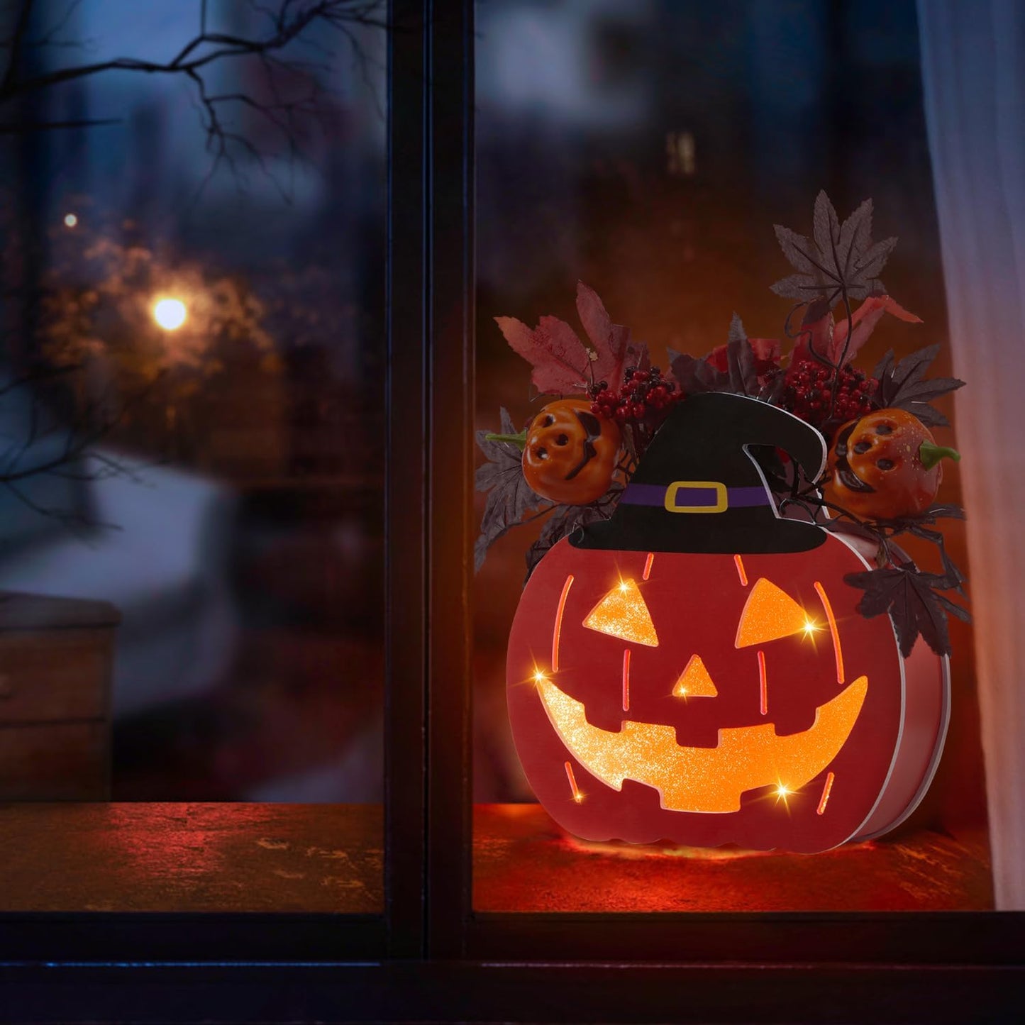 Halloween Door Decorations, Halloween Wreath Decorations Double-Sided Pumpkin with Timer Function, Light up Jack O Lantern for Front Door Window Wall Outside Decor, Battery Operated, 11 Inch