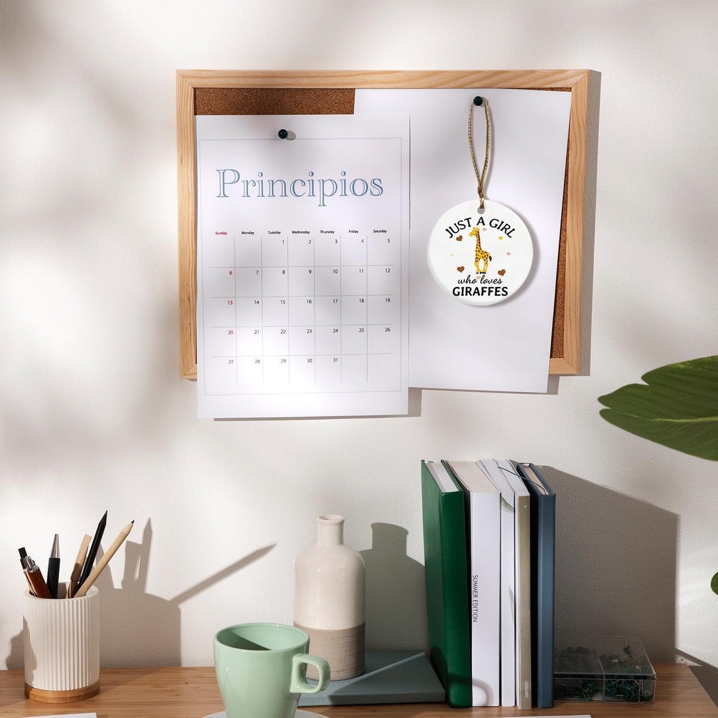 Giraffe Ornament, Giraffes Gifts for Girls Women, Just a Girl Who Loves Giraffes Ornament Keepsake Decorations