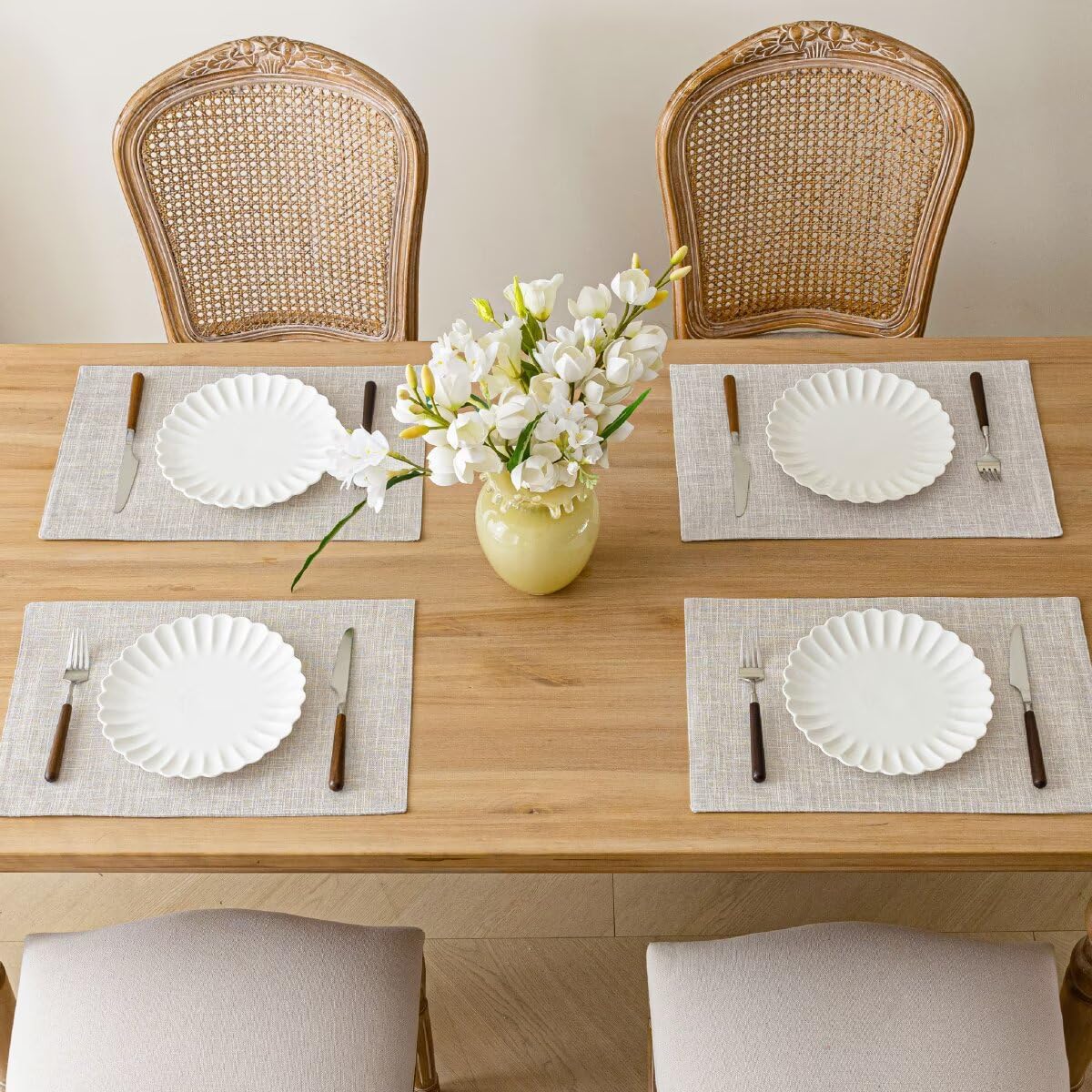 Placemats Set of 6, Bilayer Thickened Linen Place Mats Heat Resistant Machine Washable Wrinkle Free Carefully Selected Polyester Mats for Kitchen/Dining/Coffee Table (Cream Beige)