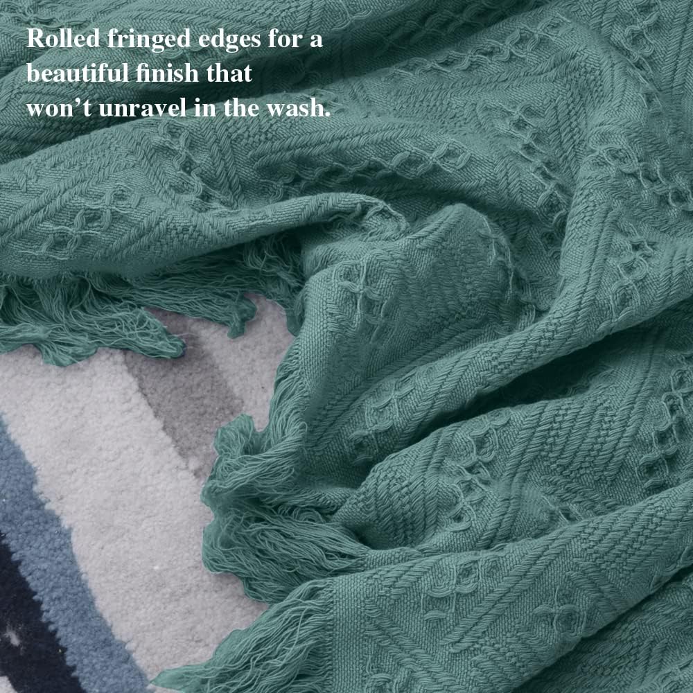 Simple&Opulence 100% Cotton Throw Blanket for Bed, Couch, Boho Luxury Geometric Knit Woven Blanket with Tassels Soft Lightweight Cozy Breathable, Vintage Farmhouse Decoration for All-Season(Green)