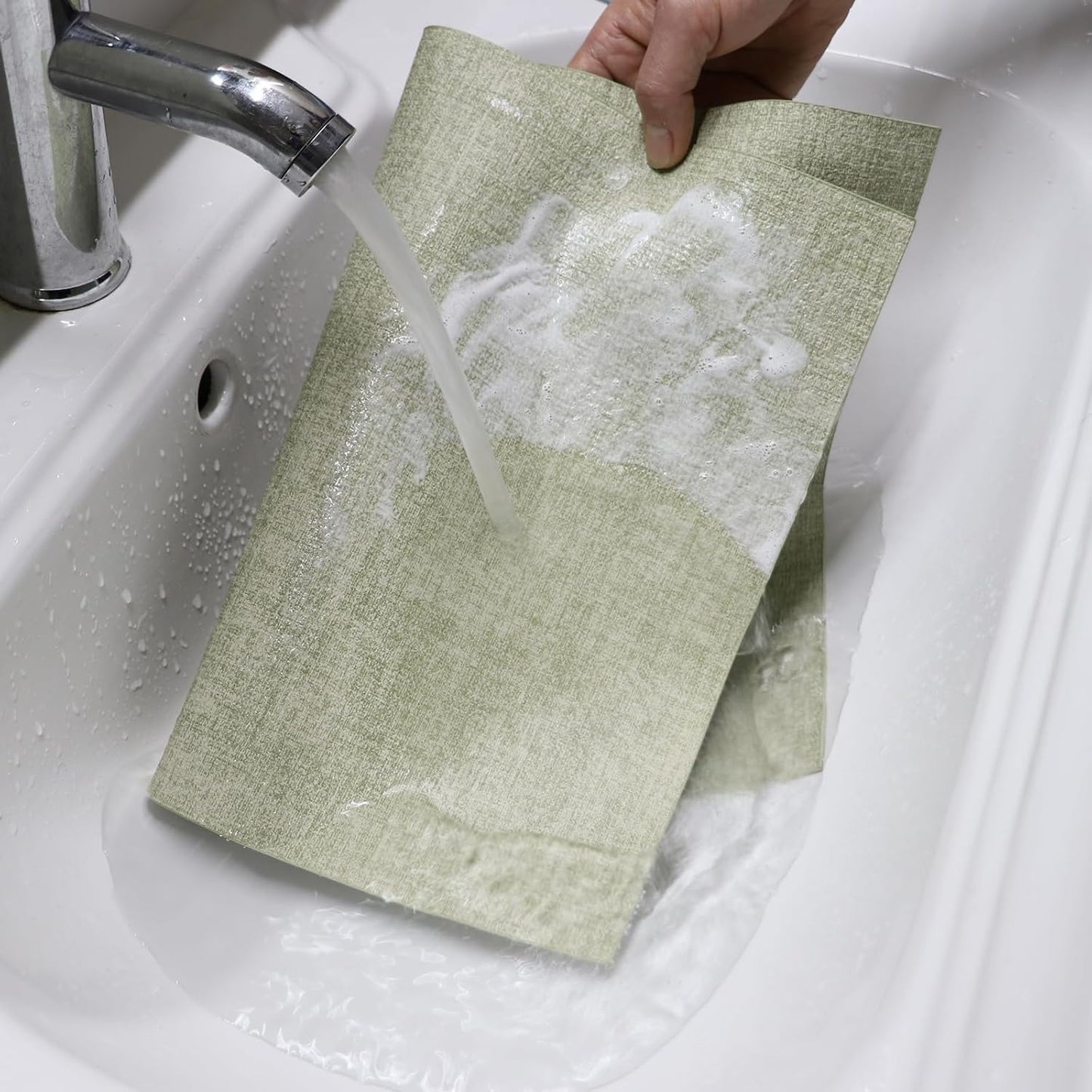 Placemats Set of 4 Washable Heat Resistant Place Mats PVC Woven Dining Table Mat Beige 4pcs