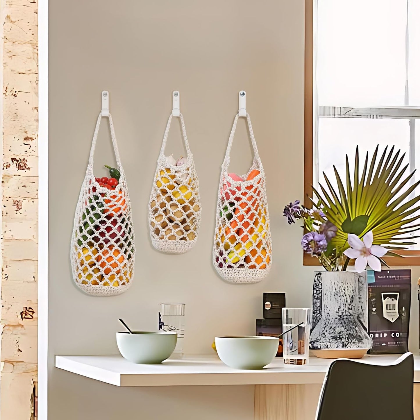 AARAINBOW Boho Wall Hanging Baskets for Kitchen Storage, Fruit Woven Wall Basket 9 Pcs, Hanging Vegetable and Onion Storage with 24 Hooks （White）