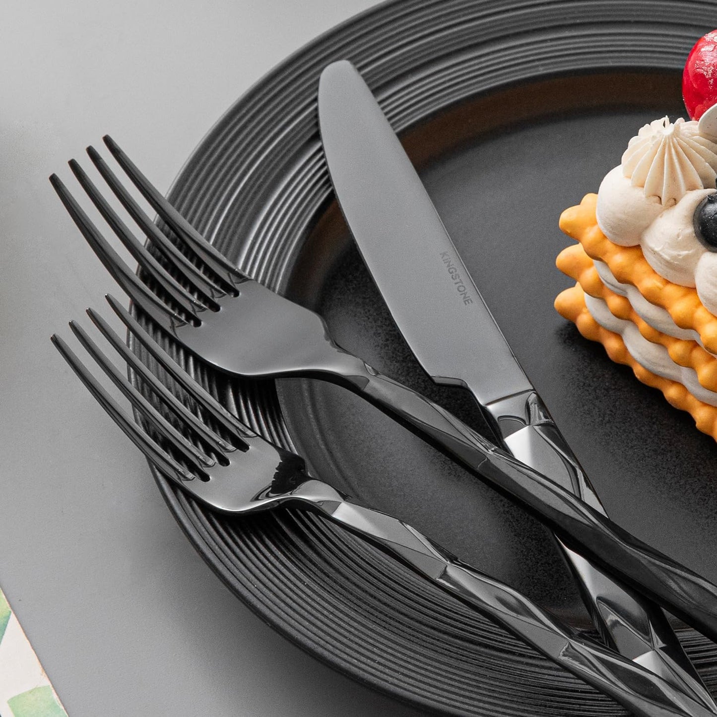 KINGSTONE Black Silverware Set, Luxury 40 Piece Flatware Set for, 18/10 Stainless Steel Cutlery Set with Diamond Cut Pattern for Kitchen, Home, Wedding, Party, Mirror Polished and Dishwasher Safe