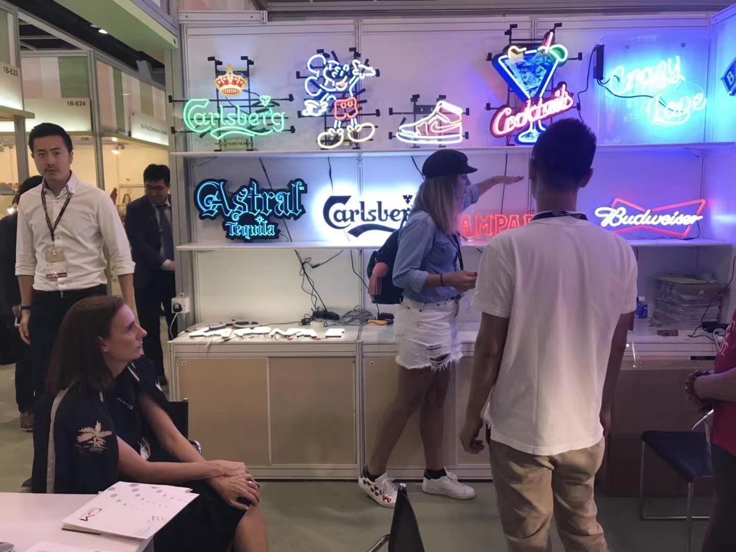 Handmade Real Glass Neon Tube Beer Compatible For Memphis Neon Signs For Home Bar Man Cave Pub Store Restaurant Wall Decor Artwork Wedding Decor Neon Birthday Party Gifts 24 X 20 Inches