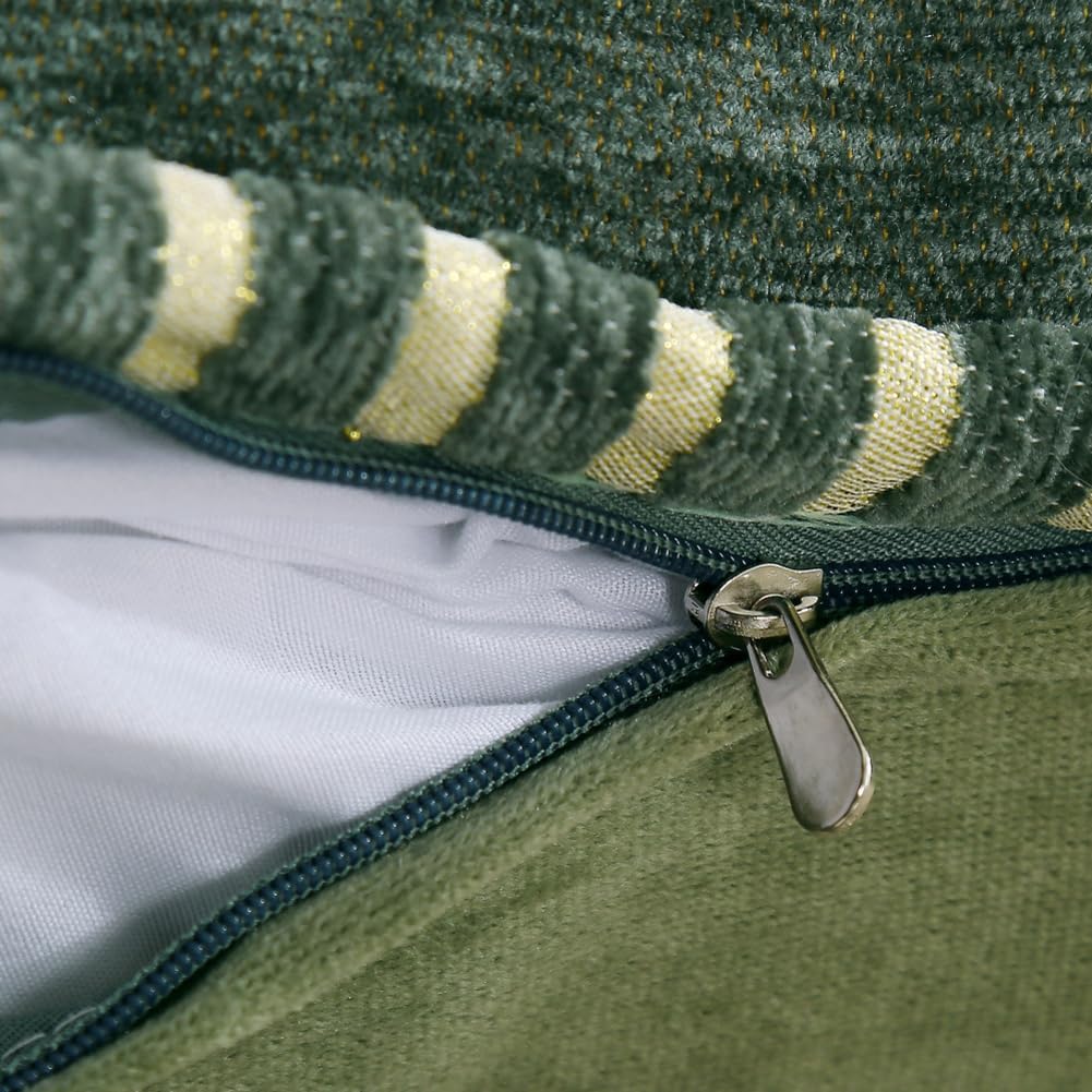 Set of 2 Brown Vintage Embroidered Throw Pillow Covers 18x18in，Floral Embroidered Cushion Cover for Sofa Couch Bed Burgandies Pillow Cover Brown