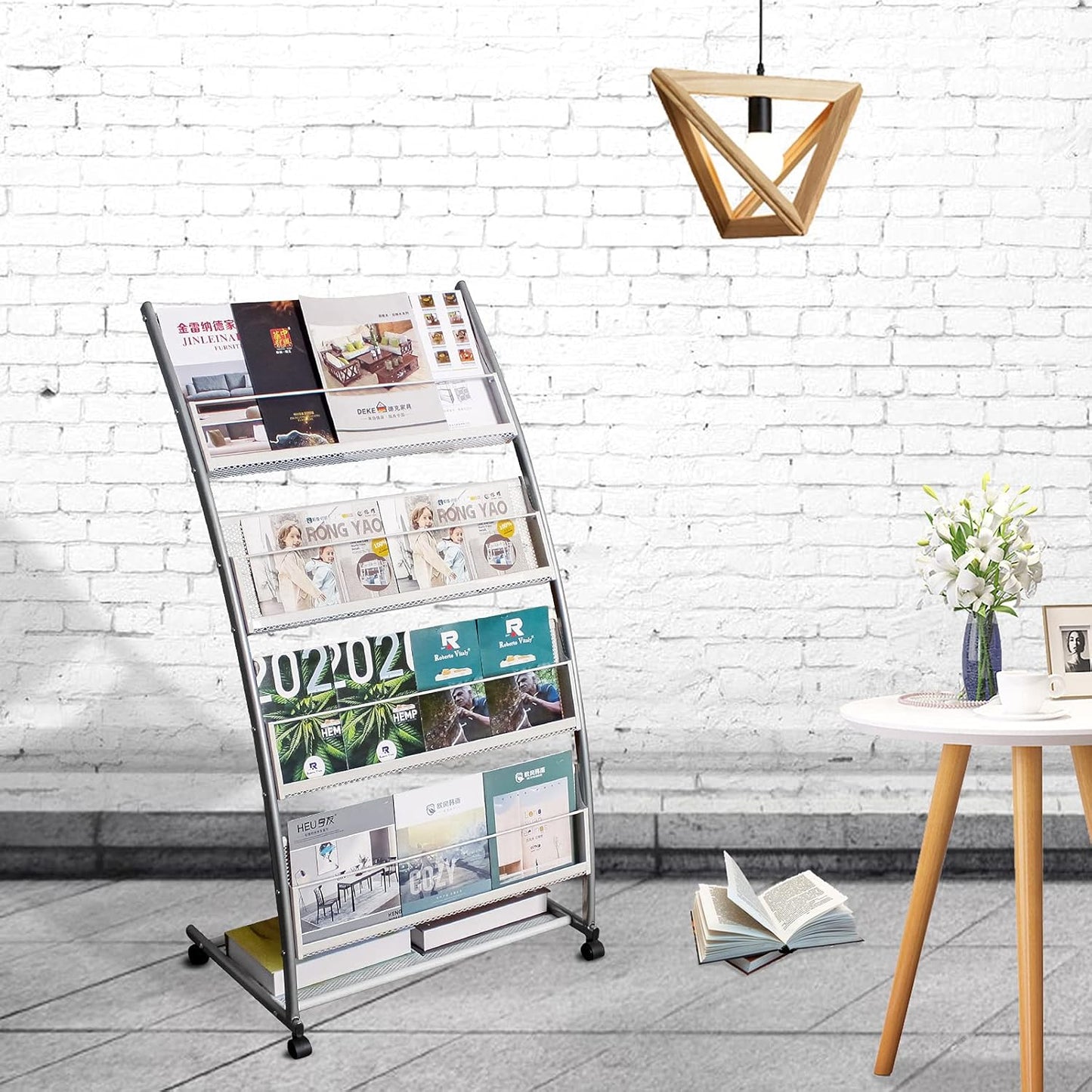 Brochure Display Stand, Floor-Standing Magazine Rack with 4 Pockets, Information Rack With casters Easy to Move for Trade Show Exhibitions Office Retail Store 44.1" H