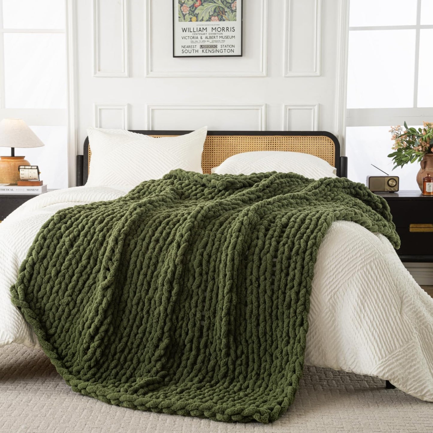 Ultra Soft Chunky Knit Blanket Throw -40x50 Hand Knitted Warm Chenille Throw Blanket, Home Decor Soft Thick Yarn Cable Knit Blanket Breathable Fleece Banket Christmas for Couch Bed Sofa Best GIF