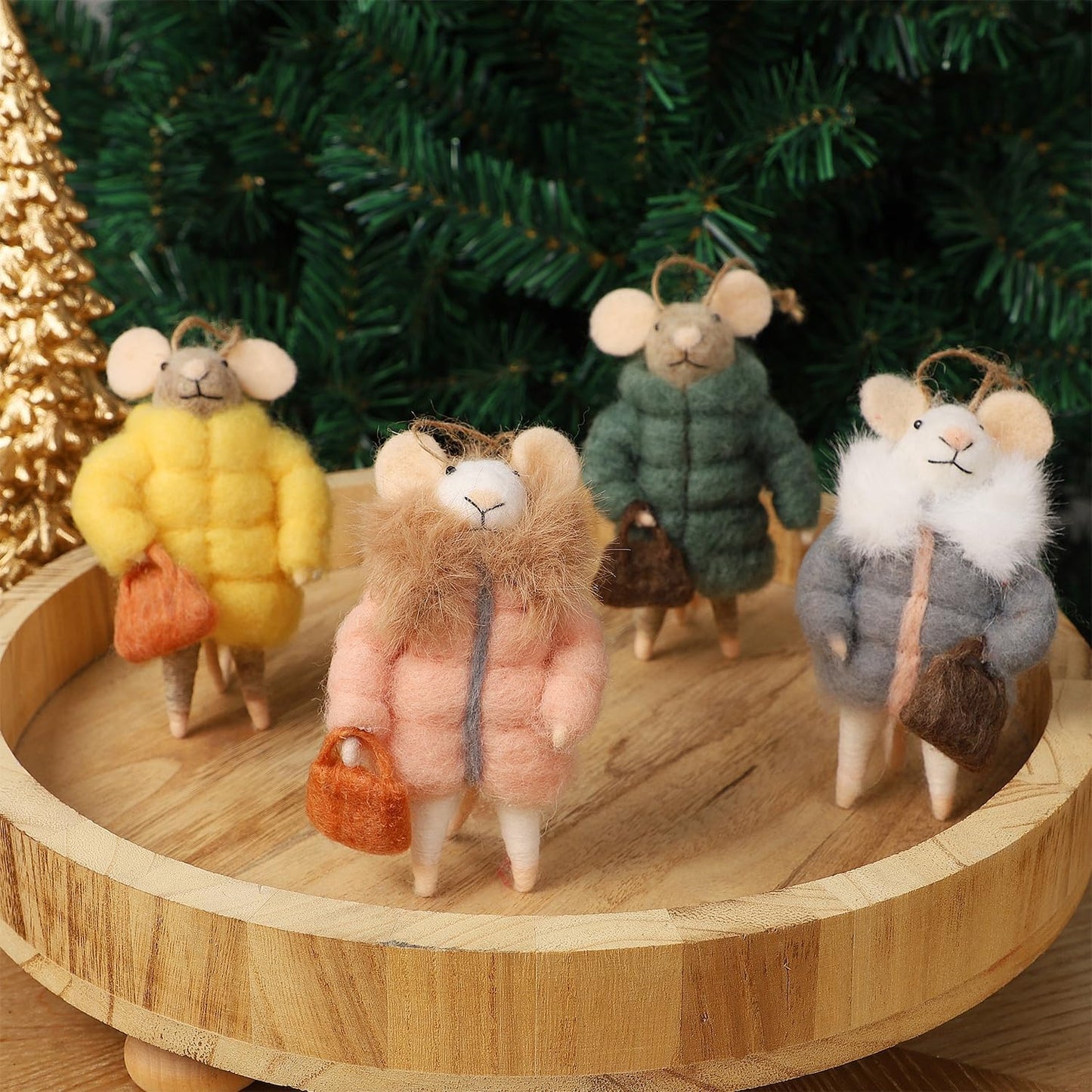 Set of 4 Christmas Felt Mice Ornaments, 4.7" Mini Hanging Wool Fashionable Mouse Figurines, Tiered Tray Tabletop Decor, Animal Crafts Cute Xmas Tree Holiday Easter Gifts Home Office Party Supply