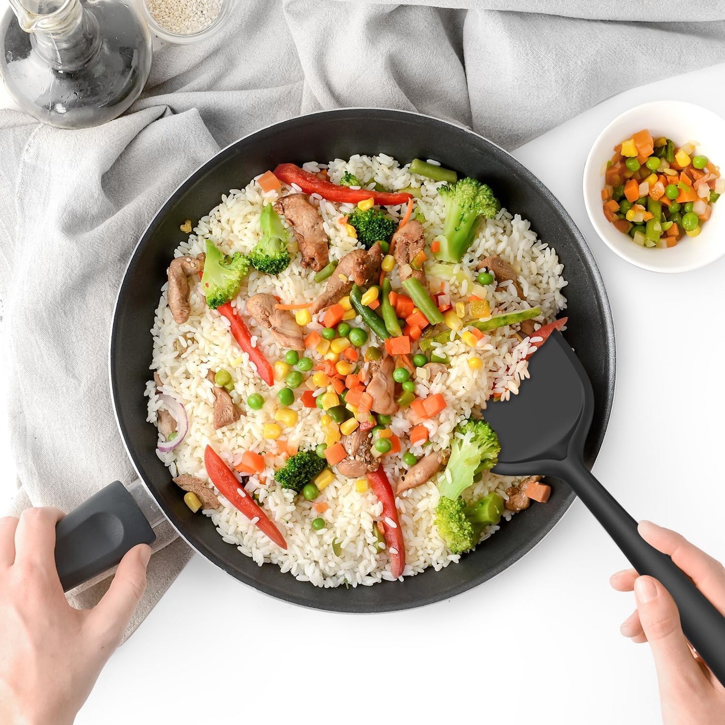 Thickened Silicone Kitchen Utensils Set, 600°F Heat Resistant Silicone Cooking Utensils, Spatula, Spoon, Whisk, Tongs, Kitchen Gadgets Sets for Nonstick Cookware, Dishwasher Safe BPA Free (Black)