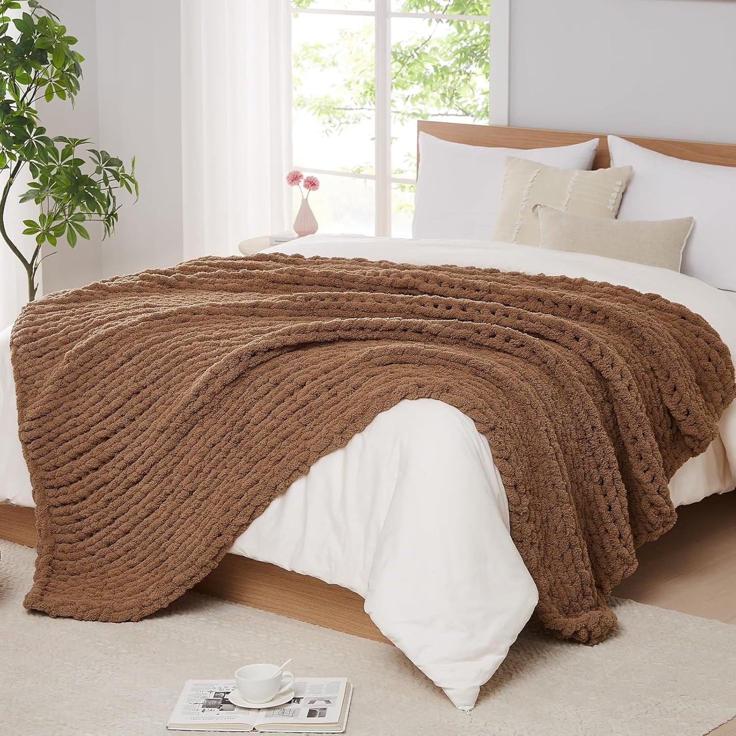 L'AGRATY Chunky Knit Blanket Throw - Soft Chunky Throw Blanket 30x40 inches: 100% Hand Kintted Chenile Crochet Throw Blanket for Couch - Large Cable Knit Chunky Blanket for Home Decor(Brown)