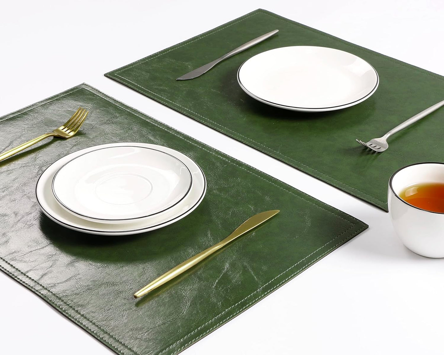 Waterproof PU Placemats, Faux Leather Dining Table Mat, Set of 6, Easy to Wipe Off Scrub Vinyl Mat, Heat & Stain Resistant for Office Conference Table, Home Decor