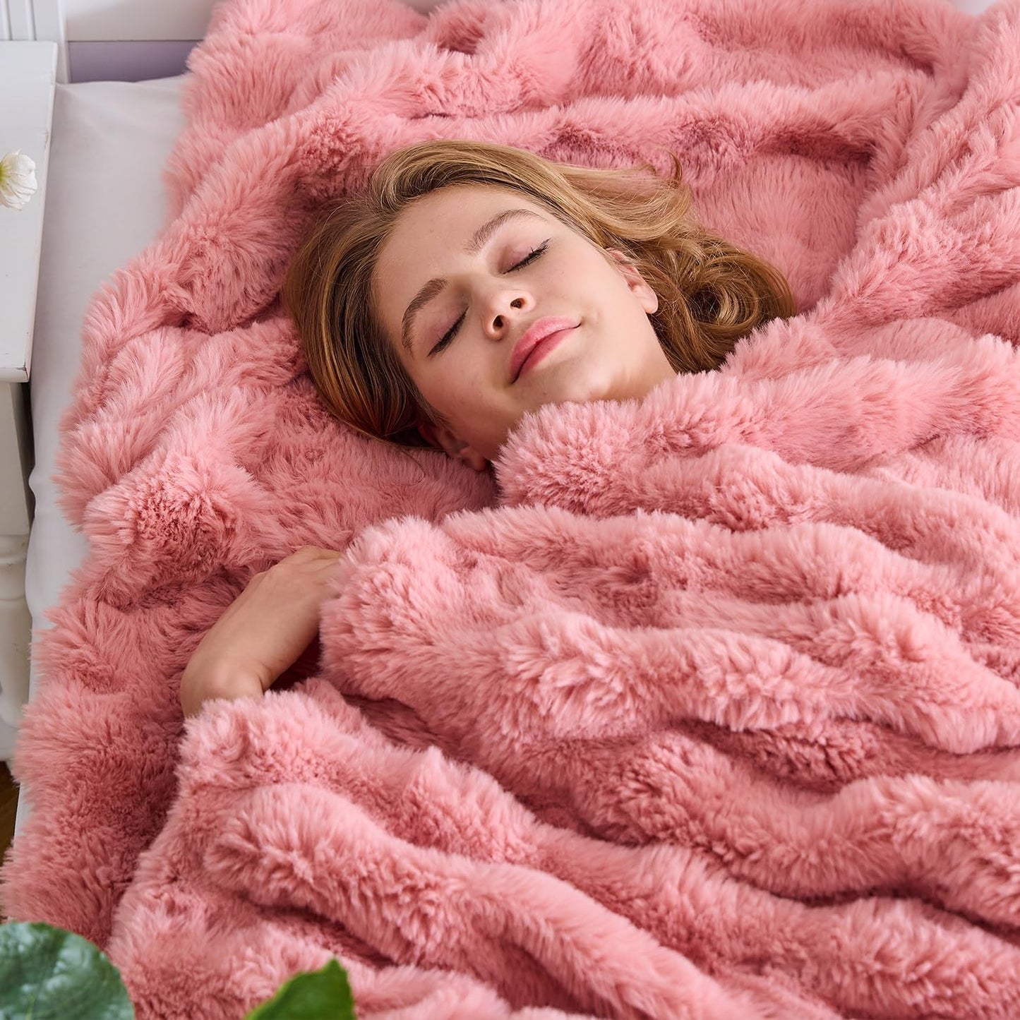 Lotus Karen Faux Fur Throw Blanket Old Pink - Big Bubble Rabbit Fluff Blanket for Couch, Small Fluffy Fuzzy Cozy Blanket, Thick Furry Plush Shaggy Blankets, 50x60 Inches