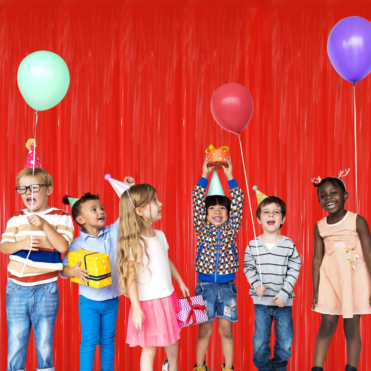 GOER 3.2 ft x 8.2 ft Metallic Tinsel Foil Fringe Curtains Party Photo Backdrop Party Streamers for Birthday,Graduation,New Year Eve Decorations Wedding Decor(5 Packs,Candy Red)