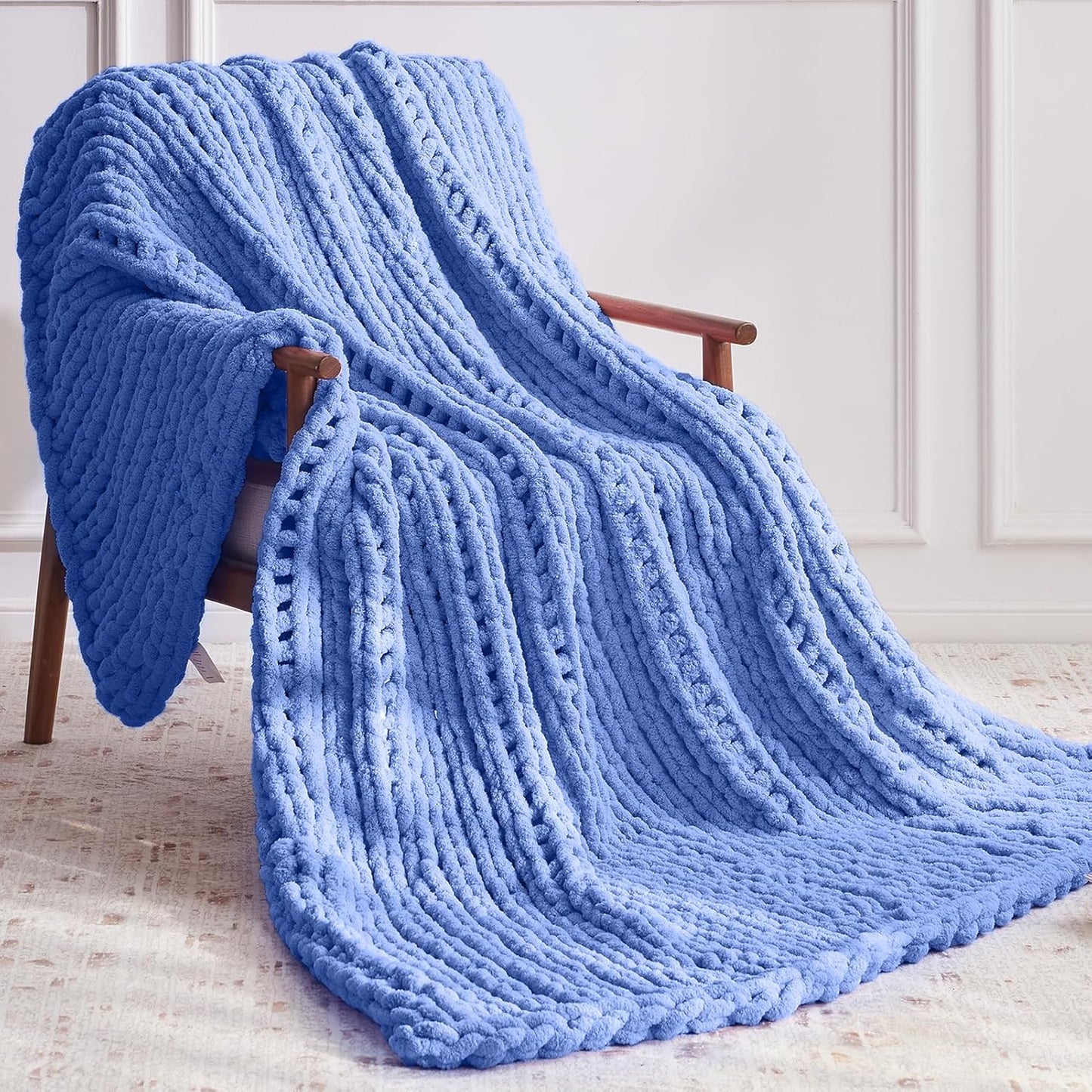 Chunky Knit Throw Blanket, 60''*80'' Knitted Throw Chenille Yarn for Bed Couch, Handmade Light Blue Crochet Big Thick Blanket, Machine Washable Cute Comfy Blanket for Home Decor