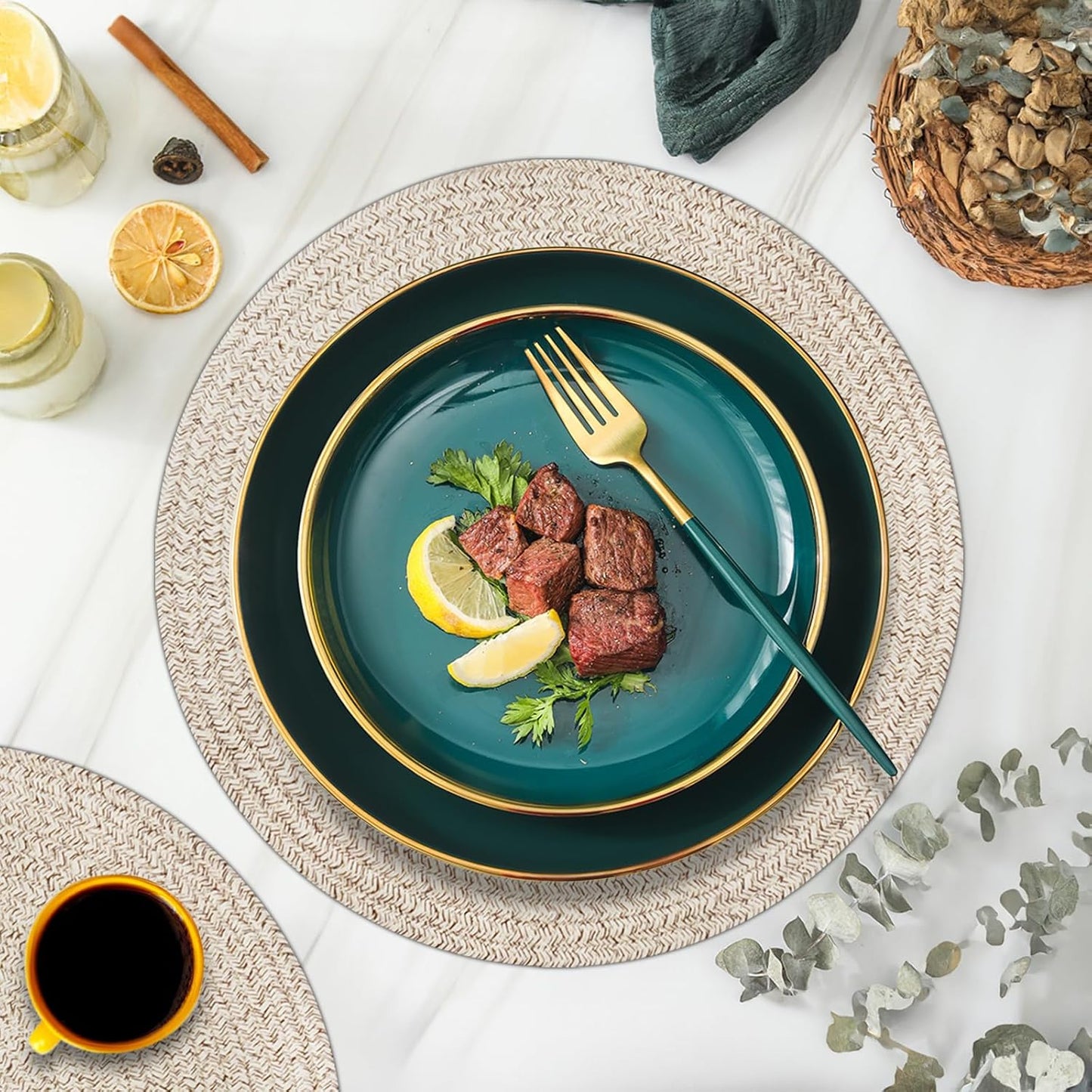 Round Placemats Set of 6, Cotton Rope Woven Table Mats, Hot Pads for Kitchen, Non Slip Heat Resistant Place Mats, 13 Inches Braided Placemat for Farmhouse Decor and Kitchen Table Decor (Brown)