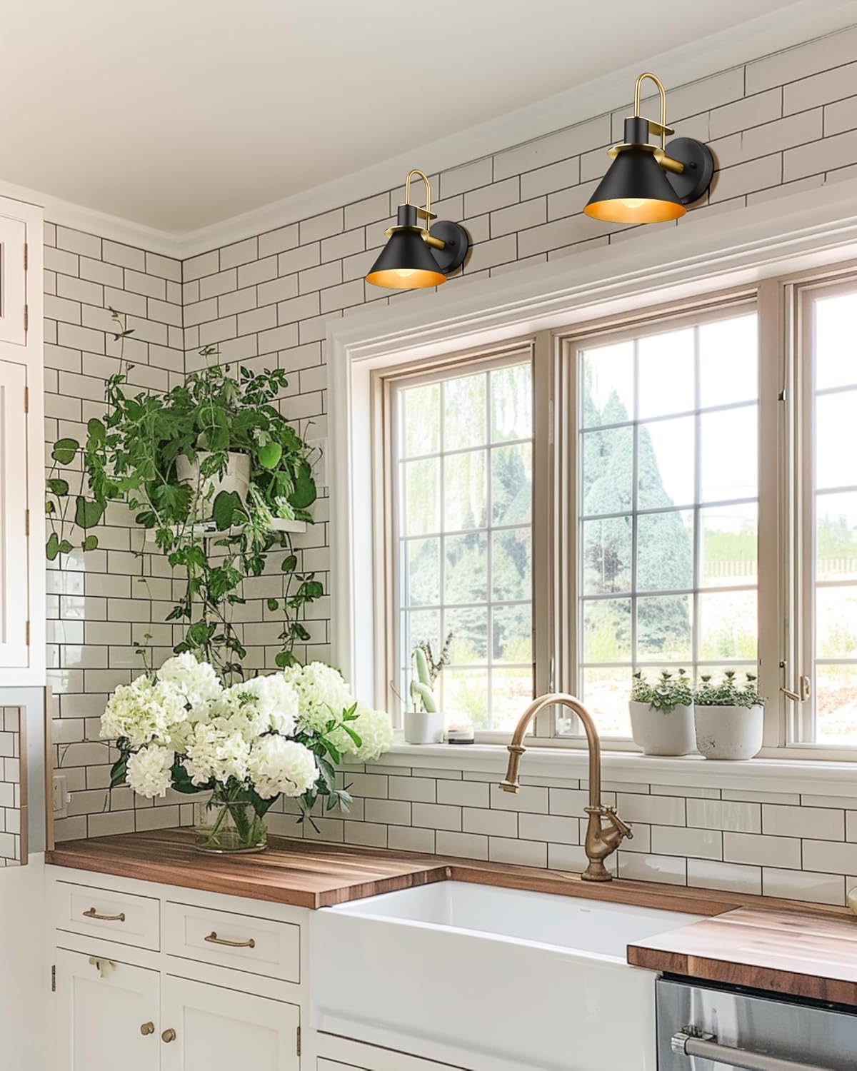 Modern 1 Light Bathroom Vanity Light Fixture, HWH Industrial Wall Sconce Lamp for Indoor Outdoor, Black Gold Finish Wall Light for Bedroom, Kitchen Sink, Above Mirror, 5HZG56B BK+BG