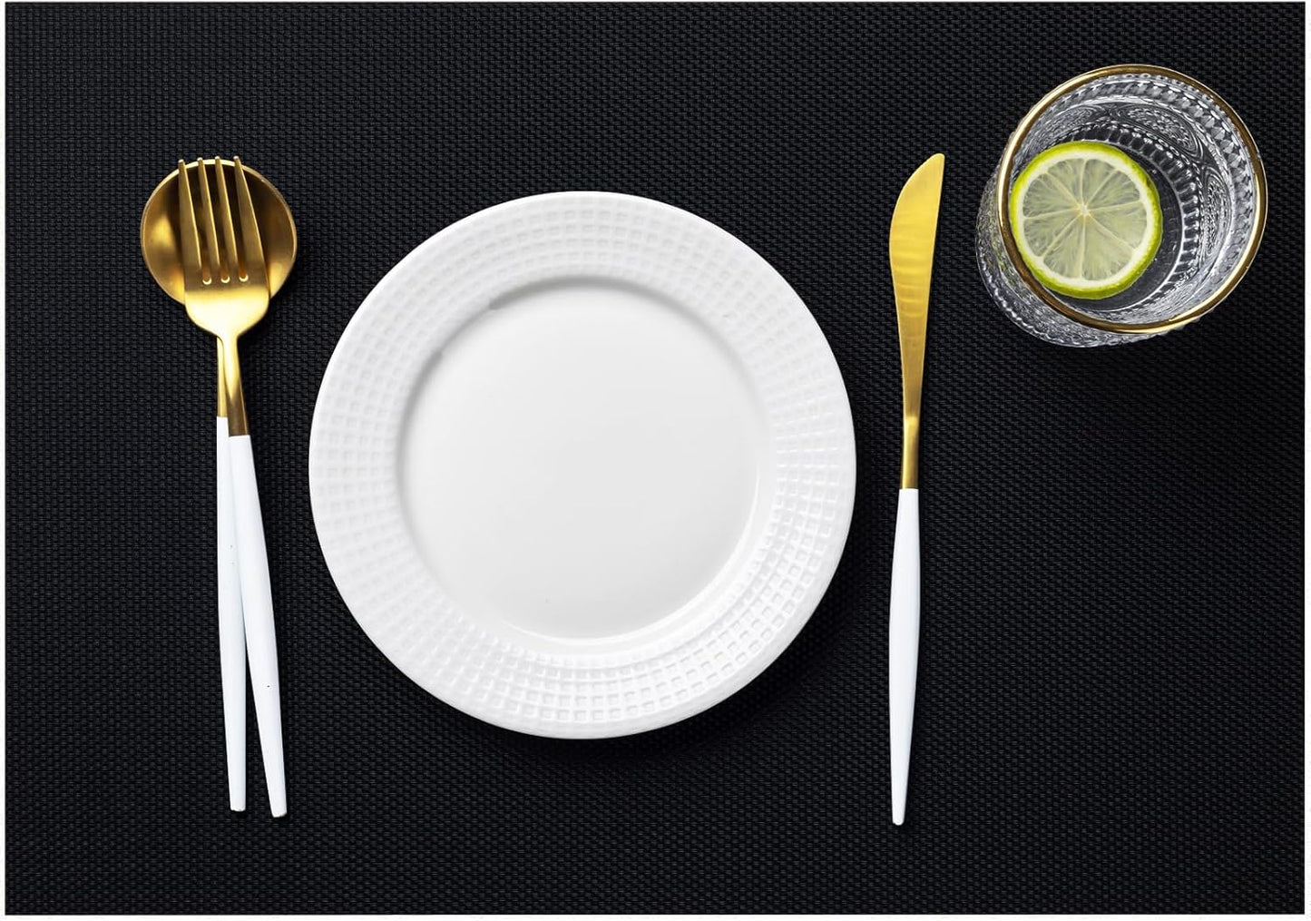 LEXMORE Placemats Set of 6 Vinyl/Plastic Woven Place Mats for Kitchen Table Indoor/Outdoor Washable Placemat Wipeable Dining Table Mats(Black)