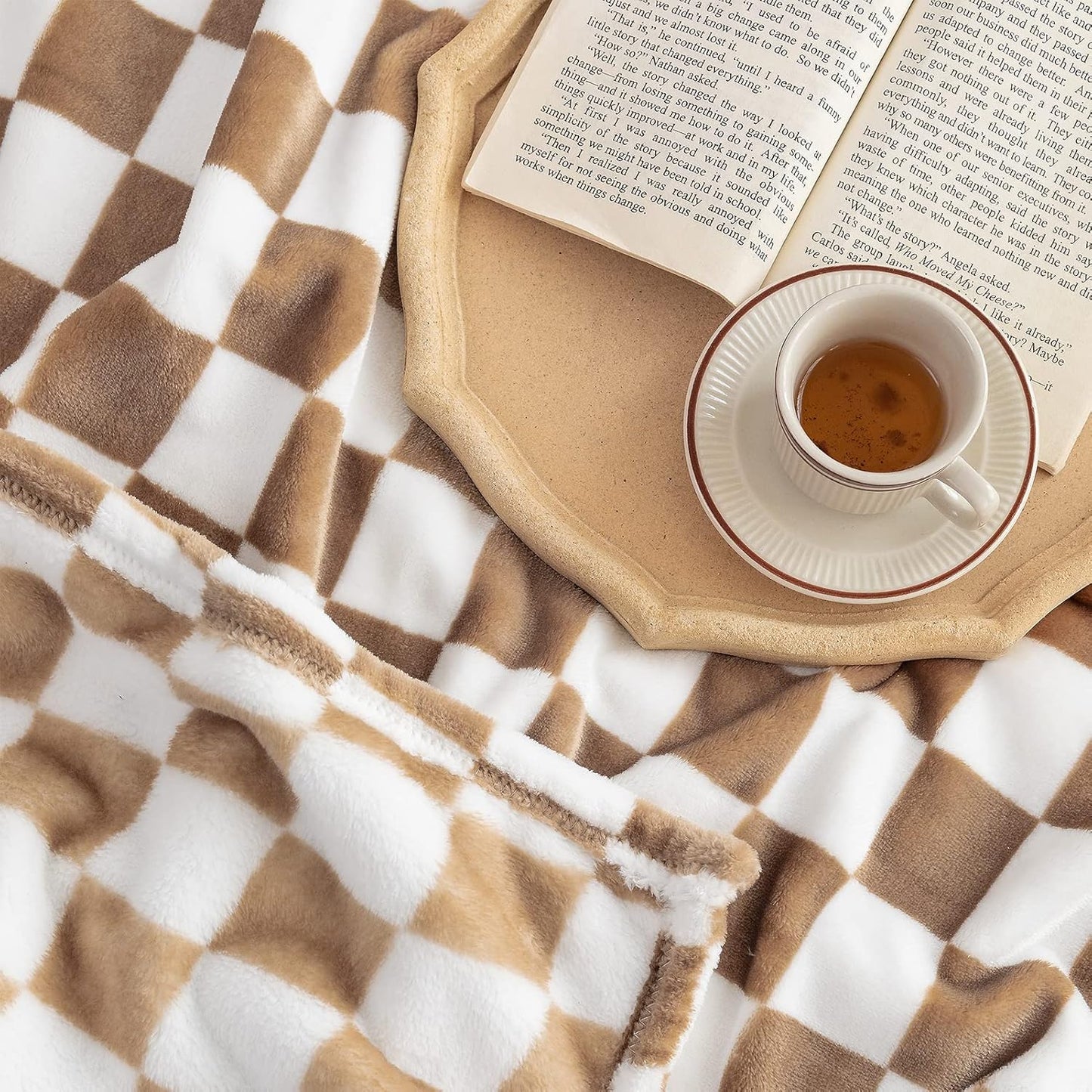 LOMAO Throw Blankets Flannel Blanket with Checkerboard Grid Pattern Soft Throw Blanket for Couch, Bed, Sofa Luxurious Warm and Cozy for All Seasons (Khaki, 40"x50")