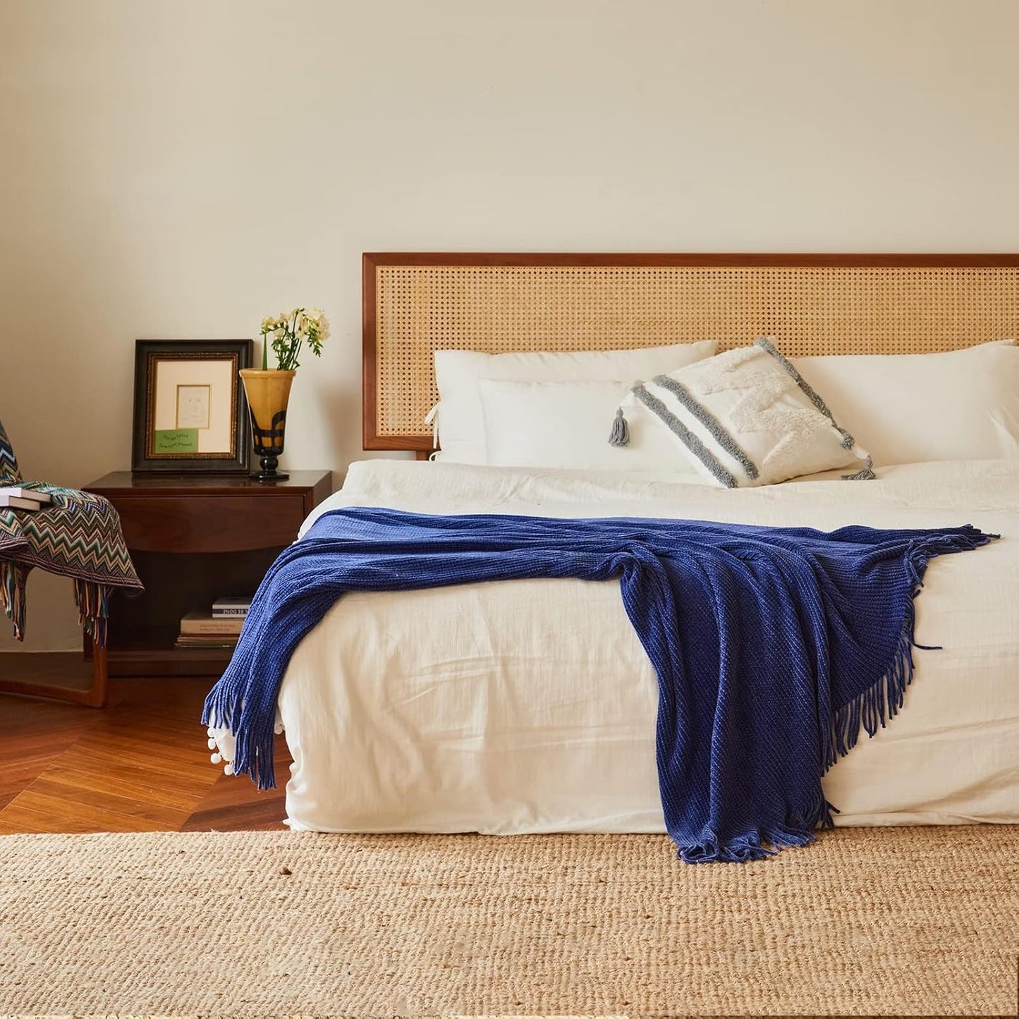 lifein Throw Blanket for Couch, Soft Boho Decor Bed Throw,Cozy Blue Chenille Knitted Small Farmhouse Lightweight Throw for Spring(Blue,60 * 80")