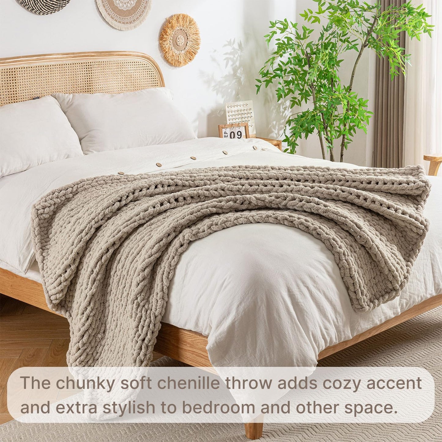 Chunky Knit Blanket Throw, 100% Hand Knit Throw Blanket Handmade Chenille Cable Knit Throw for Couch, Stylish Cozy Soft Rope Knot Crochet Blanket for Home Decor, Beige Linen, 40x50 Inches