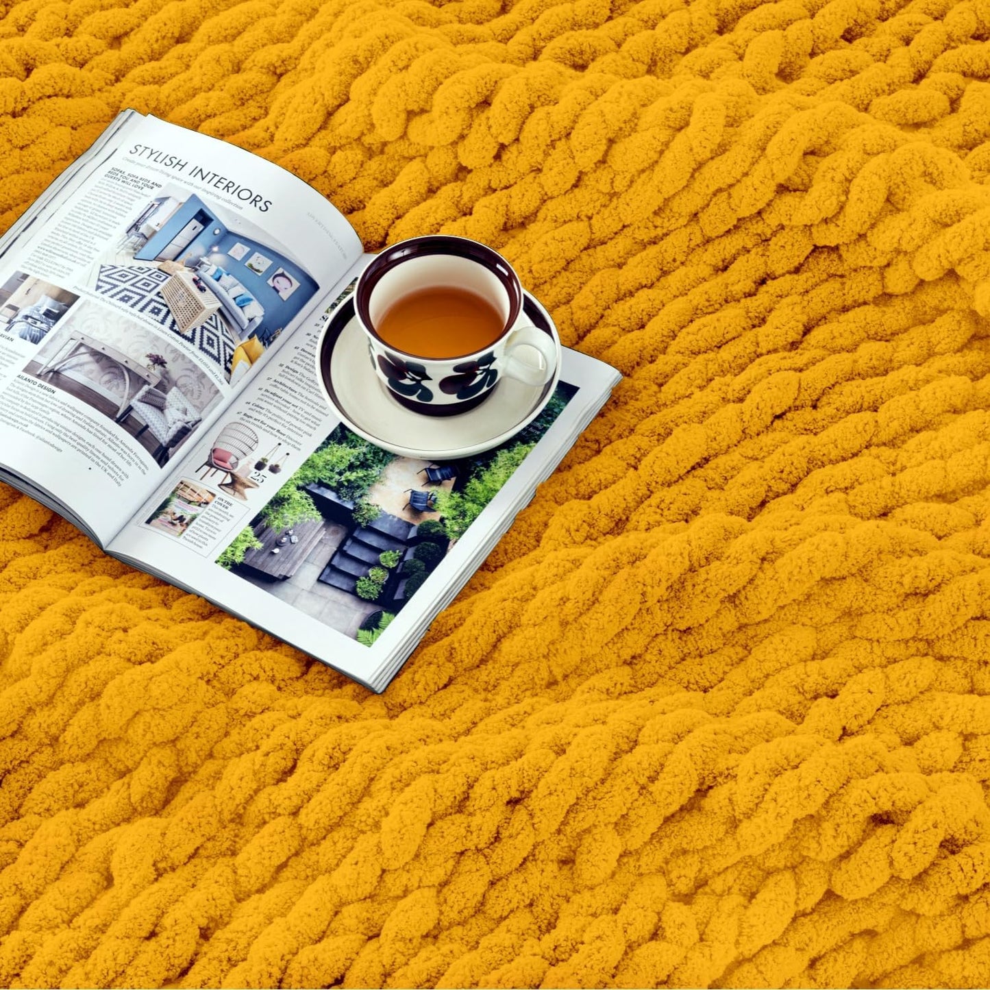 Ultra Soft Chunky Knit Blanket Throw -50x70 Hand Knitted Warm Chenille Throw Blanket, Home Decor Soft Thick Yarn Cable Knit Blanket Breathable Fleece Banket Christmas for Couch Bed Sofa Best GIF