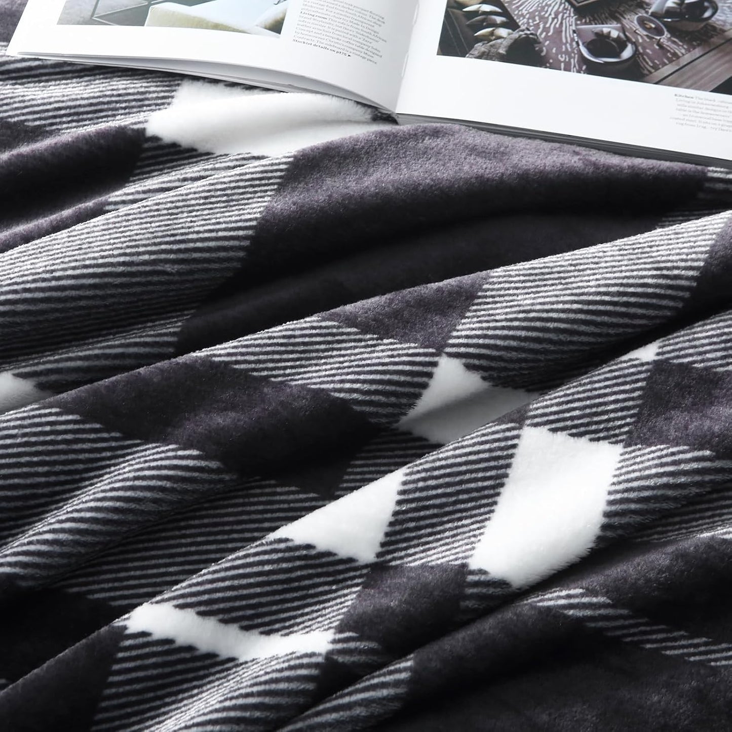 MERRYLIFE Black and White Plaid Throw Blanket Decorative Fleece Throw | Ultra-Plush Colorful | Couch Blanket Travel Lap | Home Gift Use(50" 60",Black White)