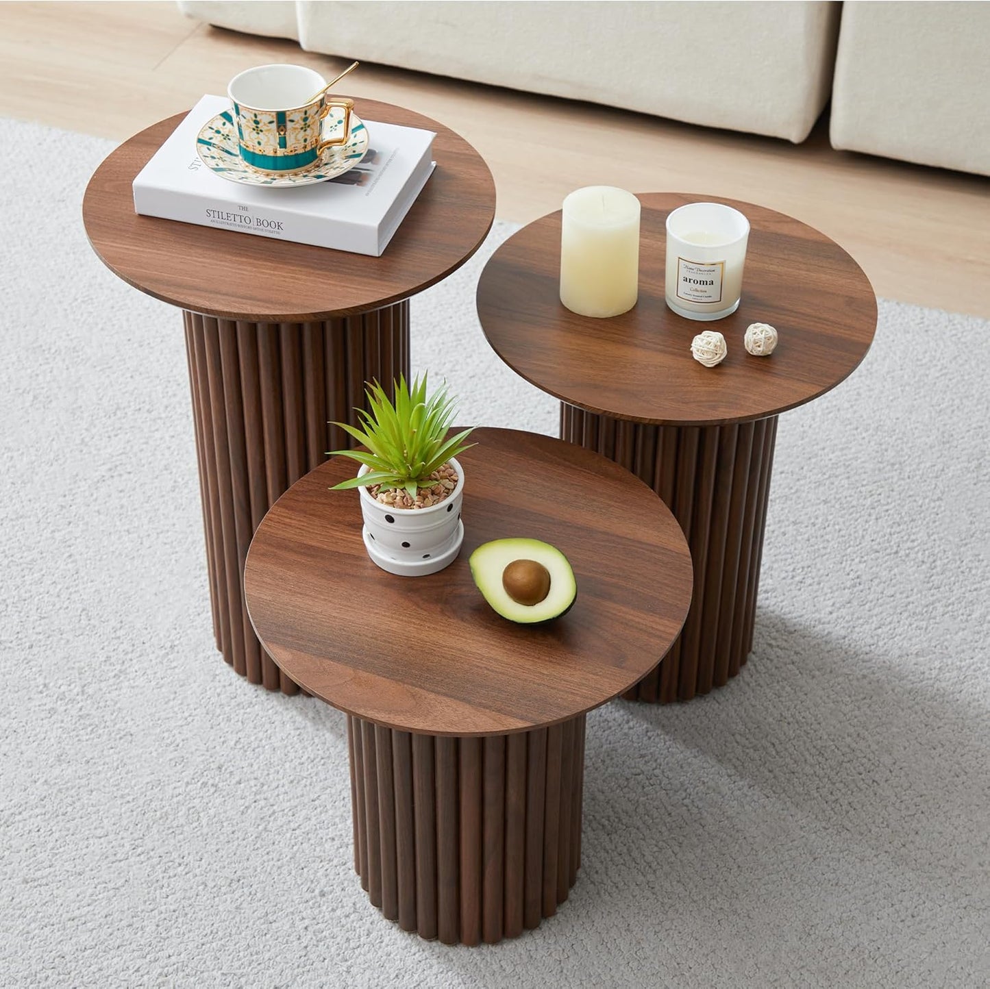Round Nesting Coffee Table Set of 3,Mid Century Modern Fluted Coffee and End Table Set,Small Circle Wooden Side Table Drink Table for Living Room (Walnut)