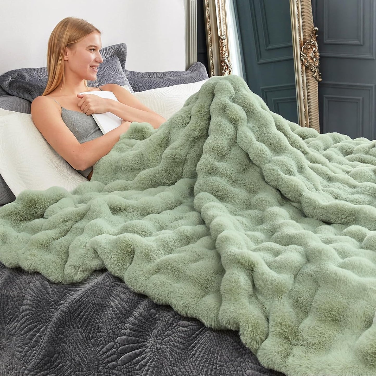 Cozy Bliss Faux Fur Throw Blanket for Couch, Fuzzy Soft Plush Thick Bubble Blanket for Sofa Bedroom Living Room, 108 * 90 Inches Sage Green