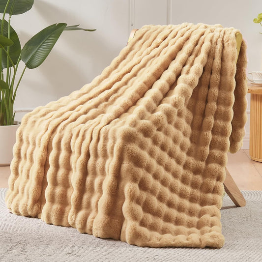 NEWCOSPLAY Faux Fur Throw Blanket Brown Bubble Blanket Thick Warm Soft for Couch Sofa Bed 550GSM (Brown, Throw(50"x60"))