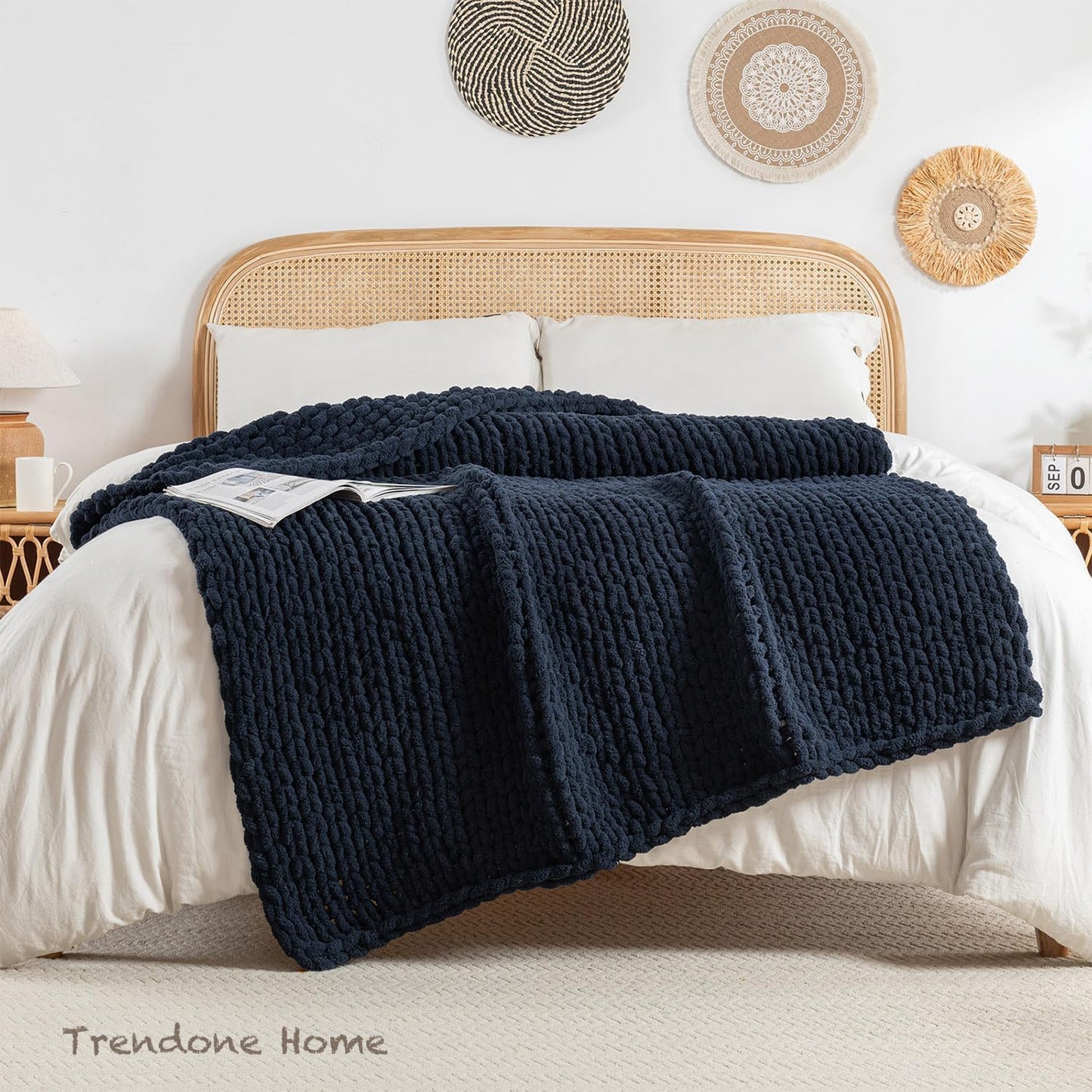 Chunky Knit Blanket Throw, 100% Hand Knit Throw Blanket Handmade Chenille Cable Knit Throw for Couch, Stylish Cozy Soft Rope Knot Crochet Blanket for Home Decor, Navy Blue, 50x60 Inches