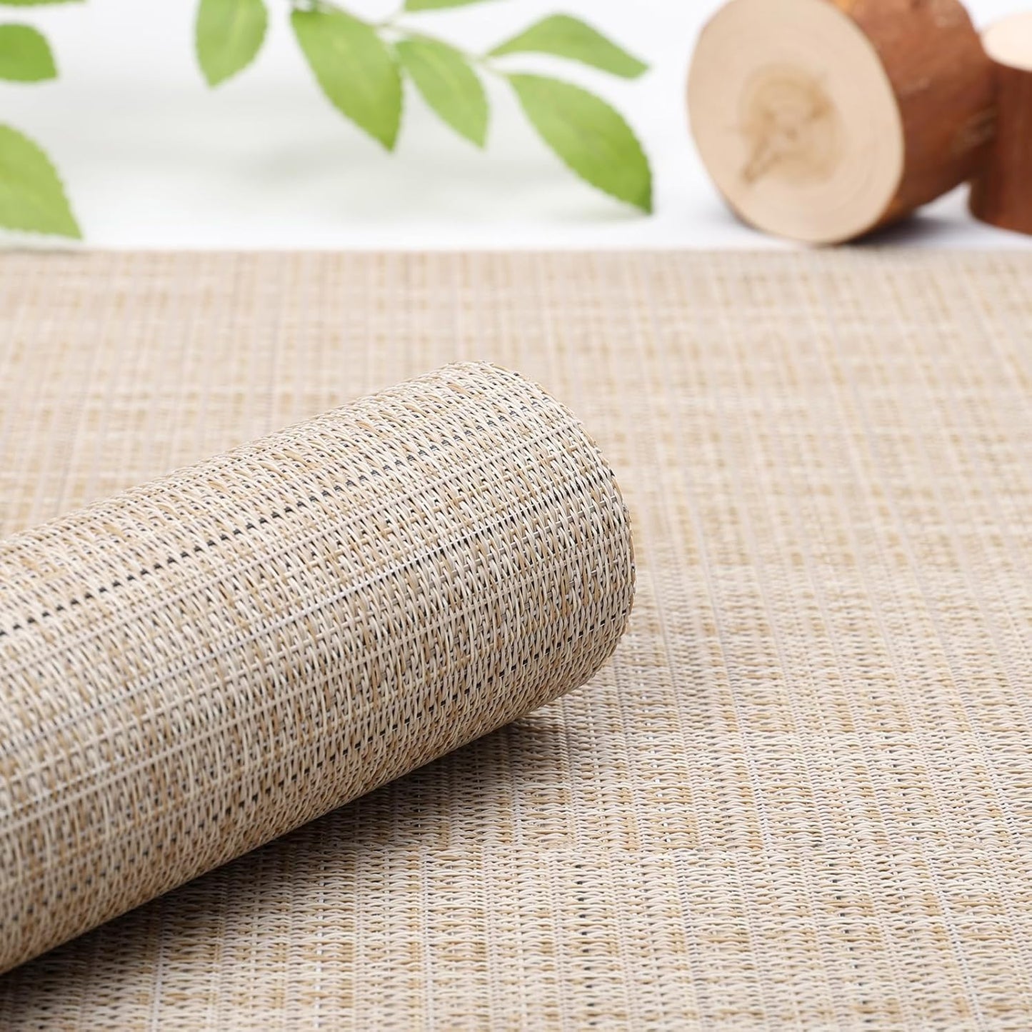 Myir JUN Placemats Set of 8, Vinyl Woven Placemats Place Mats Indoor Set of 8 Washable Table Mats Non-Slip Place mats for Dining Table (Beige, Set of 8)