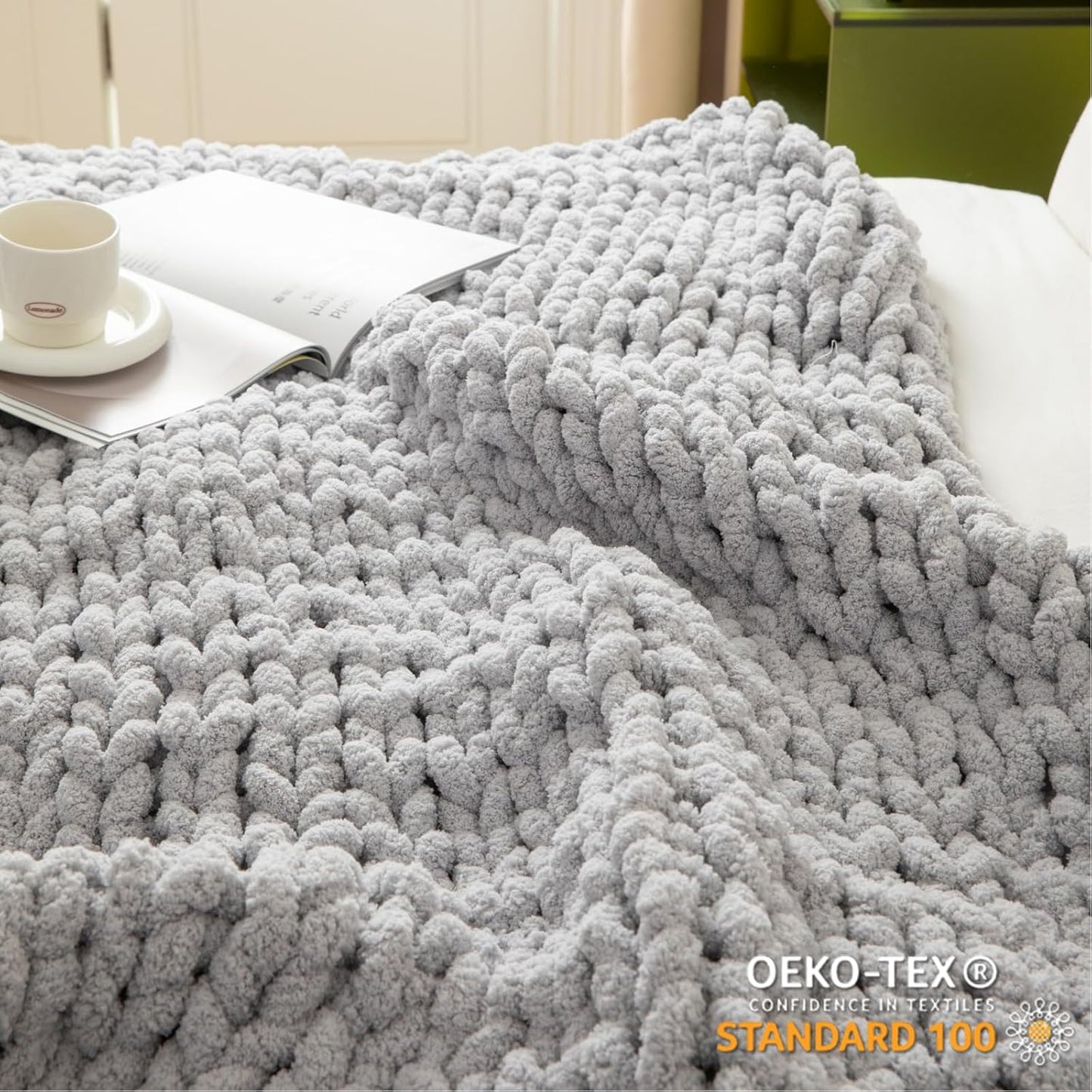WESHIONGOO Chunky Knit Blanket Throw 40"×40" Knitted Throw Blankets for Couch Bed Fluffy Soft Blanket with Jumbo Chenille Yarn Thick 100% Handmade (Light Grey)