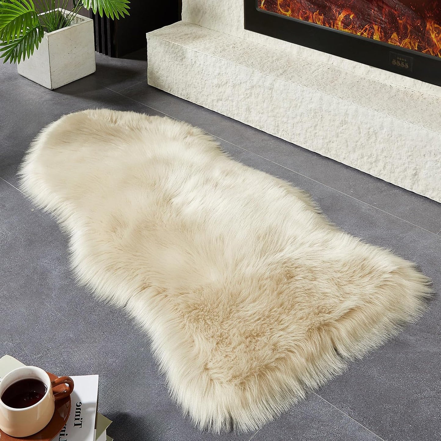 AMTOVO Faux Fur Rug, Beige Area Rug, Fluffy Sheepskin Rug, Fuzzy Ultra Soft 2 x 4 ft Shag Rugs for Bedroom Sofa Throw Cushion Room Decor, Sheepskin