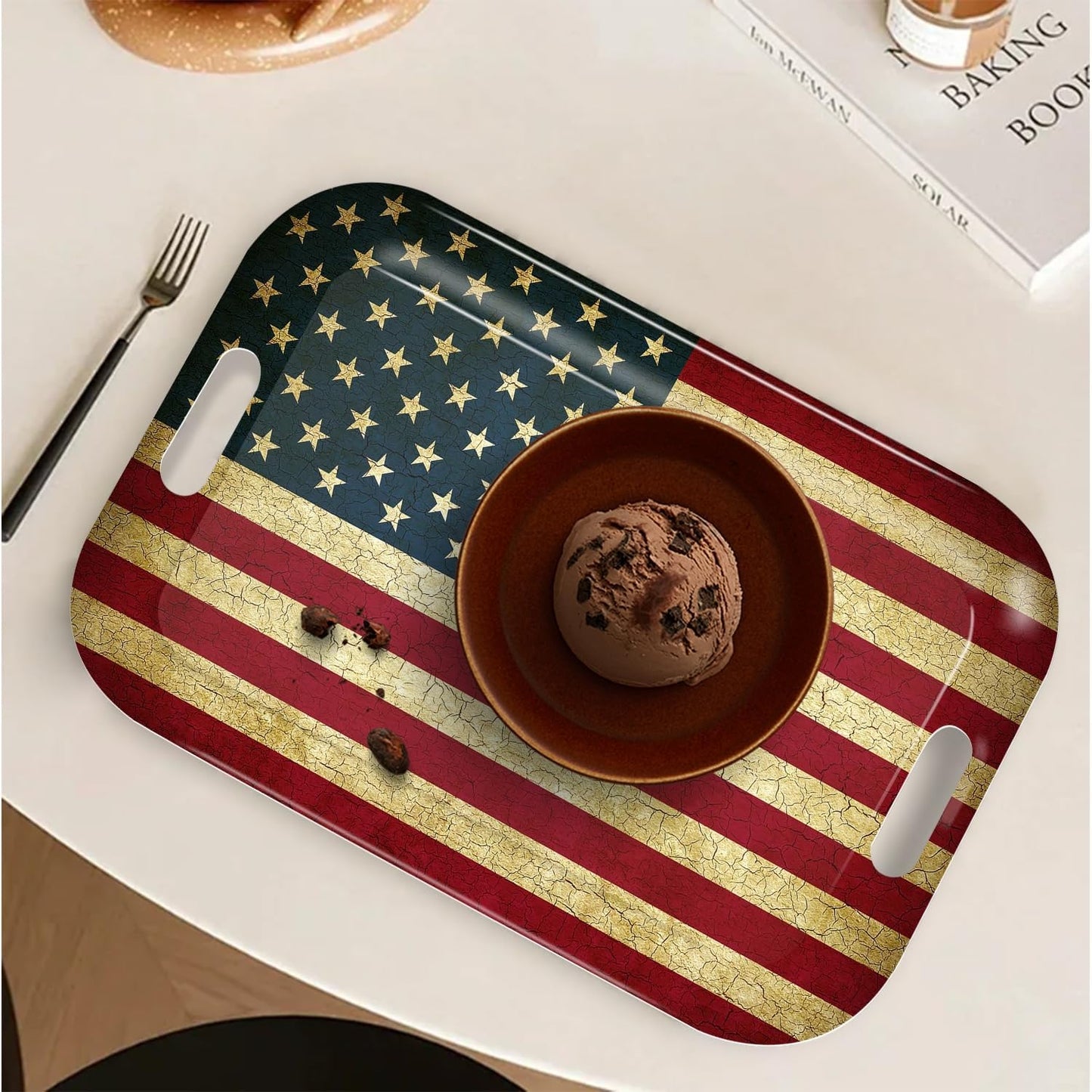 Serving Trays with Handles, 14.5 x 9.8 inch Rectangular Plastic Tray for Restaurant, Kitchen, Vintage United States of America Flag