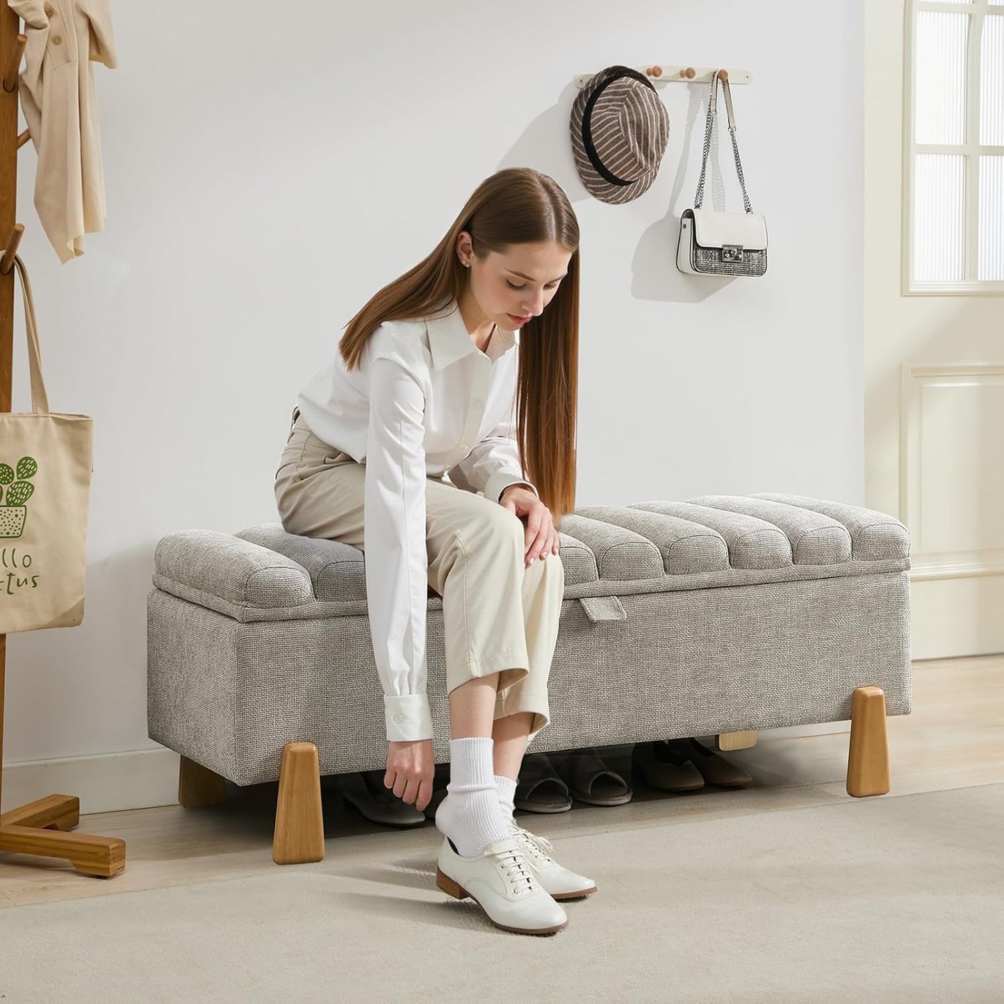 Storage Ottoman Bench, Bedroom Storage Bench Foot Rest with Legs, 17.1 x 48.6 x 18.5 Inches, End of Bed Bench, Load up to 500 lb, for Living Room, Bedroom, Entryway, Light Gray