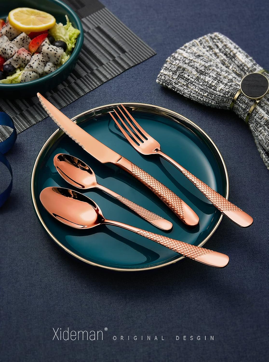 16-Piece Modern Copper Hammered Silverware Set with Ultra Sharp 2-IN-1 Serrated Knife, Rose Gold 18/10 Stainless Steel Flatware Set, Utensil Cutlery Set for 4 Person, Forks Spoons Knives Set