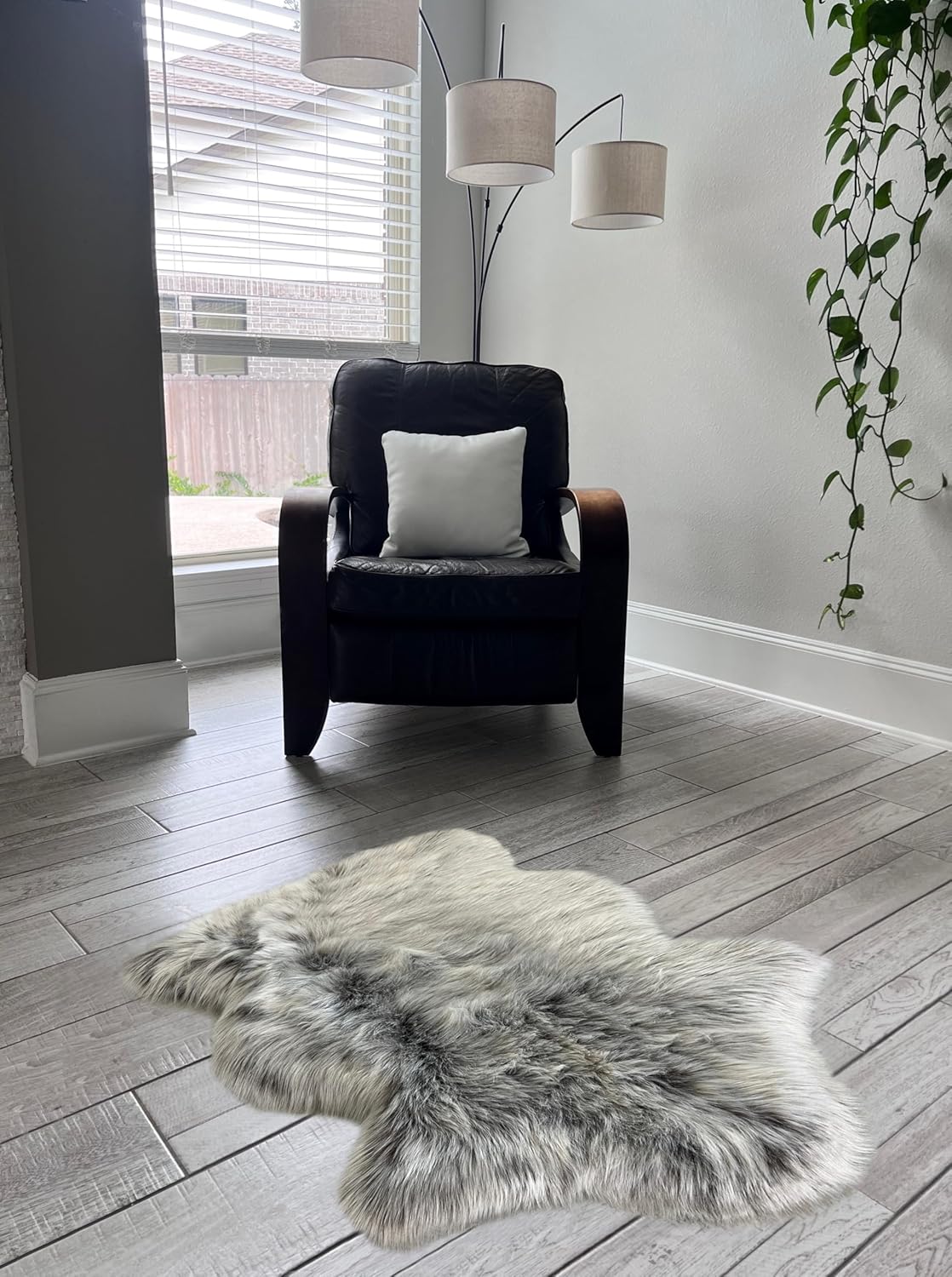 LAMBZY Faux Sheepskin Super Soft Hypoallergenic Free Shape Silky Shag Rug, Luxury Shaggy Plush Carpet for Bedrooms Living Kids Room Sofa Rugs (Brown with Beige Tips, Single 2'x3')