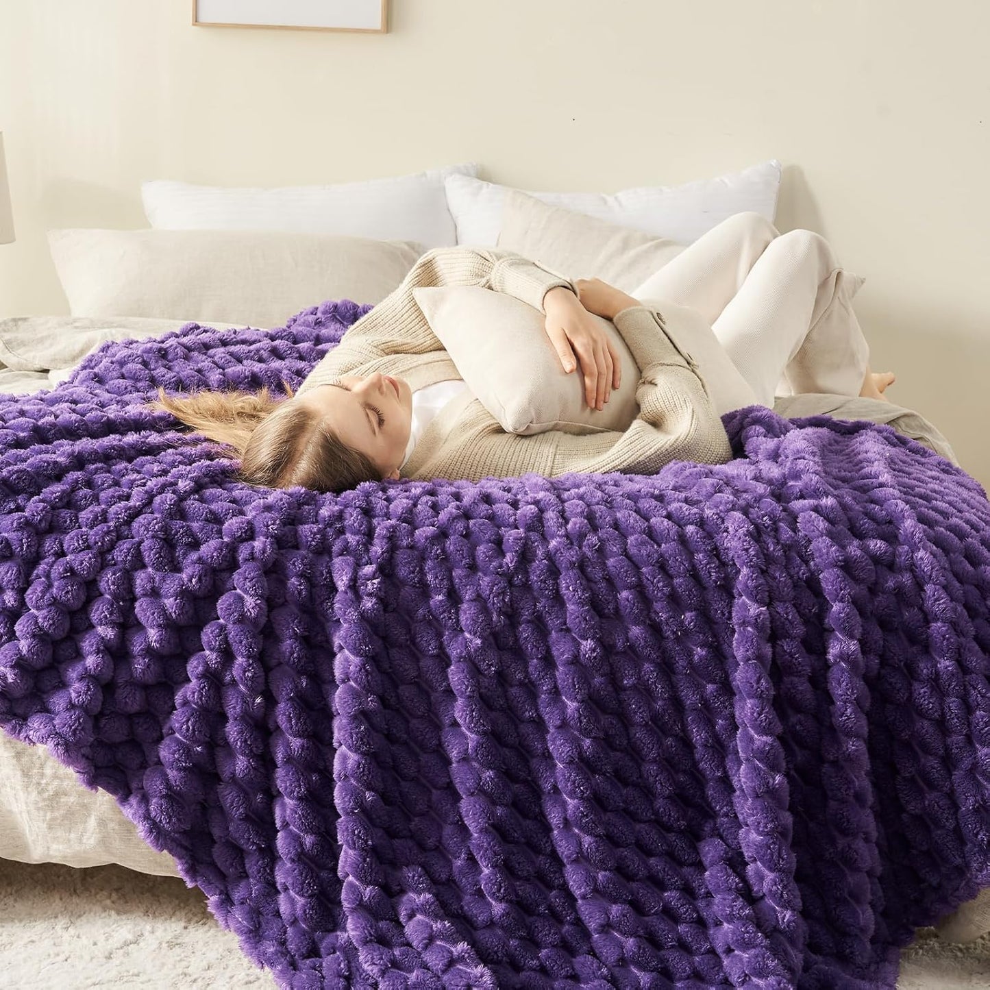 NEWCOSPLAY Super Soft Throw Blanket Purple Premium Silky Flannel Fleece 3D Clouds Stylish Jacquard Lightweight Bed Blanket All Season Use 350GSM (Purple, Throw(50"x60"))