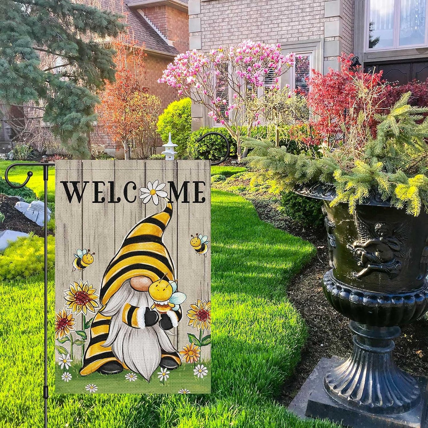 Welcome Summer Gnome Garden Flag Spring Summer Bee Sunflower Yard Flag 12x18 Double Sided Burlap Daisy House Flag for Rustic Seasonal Outside Outdoor House Decoration (ONLY FLAG)