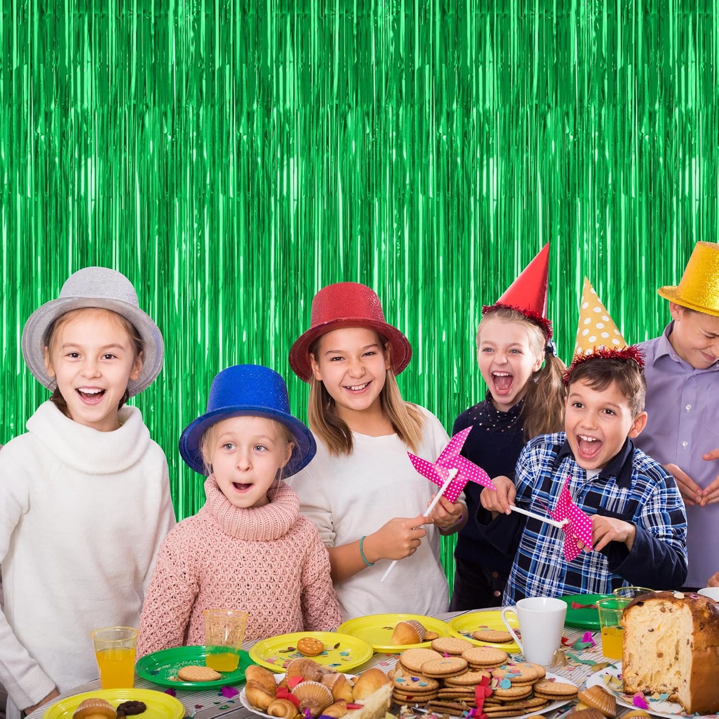 8 Pack Green Streamer, 3.28 FT x 7.05 FT Dinosaur Backdrop, Metallic Tinsel Backdrop FOI Fringe Curtains Party Streamer, Jungle Decor Green Streamer Party Decorations Photo Booth Props