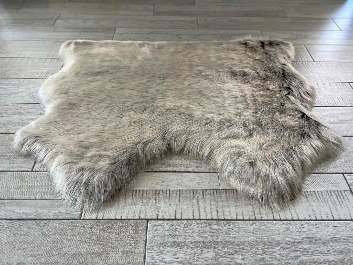 LAMBZY Faux Sheepskin Super Soft Hypoallergenic Free Shape Silky Shag Rug, Luxury Shaggy Plush Carpet for Bedroom Living Kids Room Sofa Rugs (Brown with Beige Tips, Double Side by Side 3'x4')
