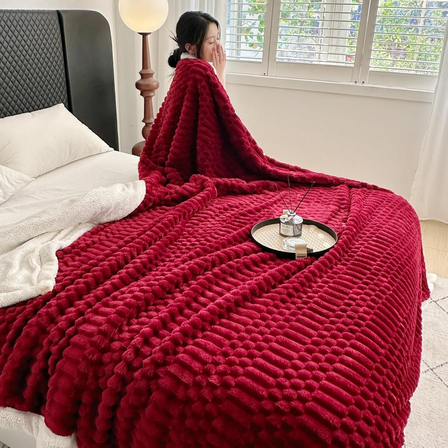 UKELER Sherpa Bed Blanket 80 × 90 inch, Ultra Soft Queen Size Throw Blanket for All Season, 470 GSM Cozy Plush Striped Fleece Blankets for Bedroom Living Room Dorm Hostel Sofa Camping, Red