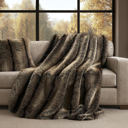 Luxury Faux Fur Throw Blanket, Soft Fluffy Faux Mink Blankets for Bed, Couch, Sofa, Thick Cozy Plush Warm Fur Throws with Reversible Velvet, Ombré Sable Brown, 50"x60"