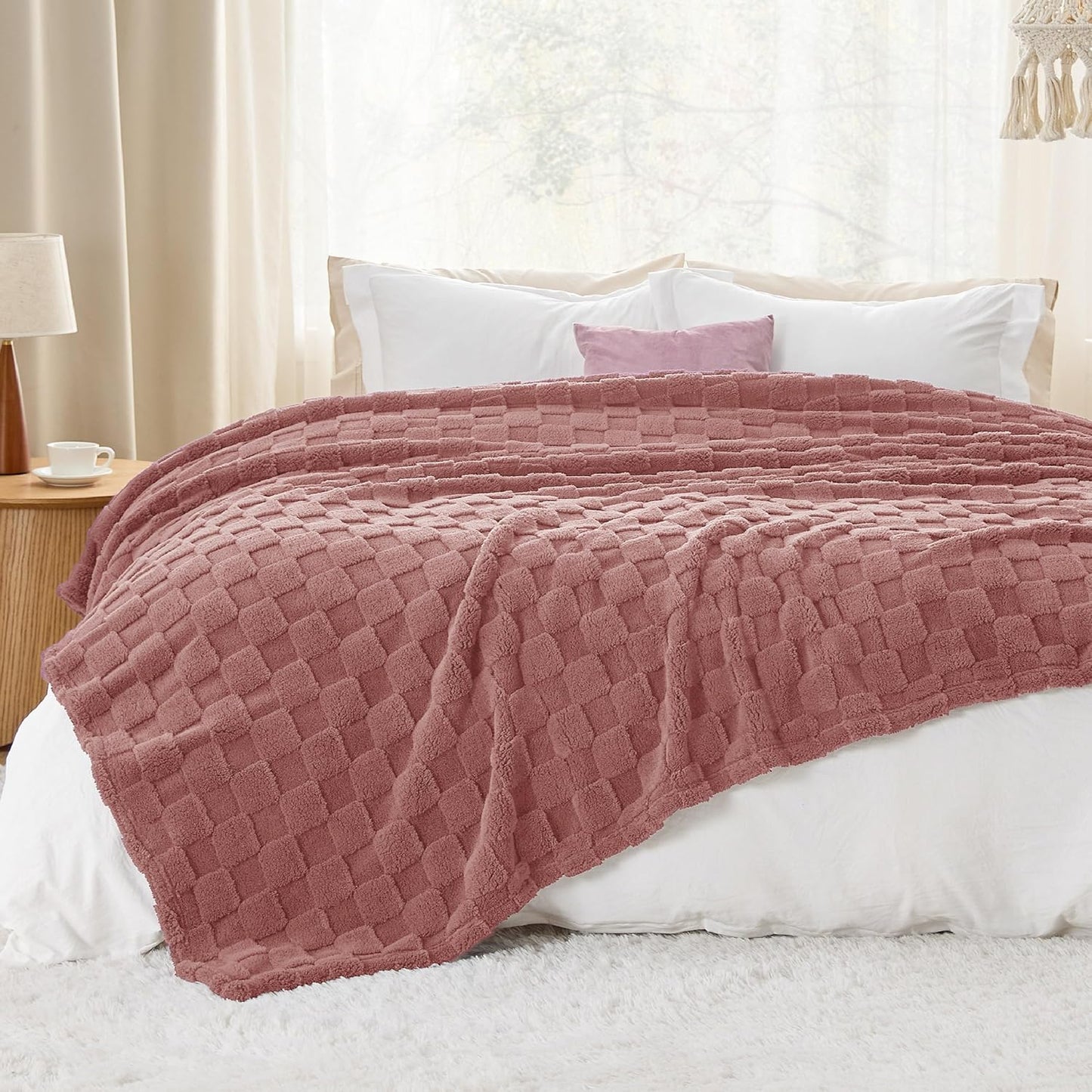 Bedsure GentleSoft Blankets Queen Size for Bed - Super Soft Cozy Blanket for Women Men Girls, Large Fuzzy Fleece Throw for Bedroom Decor, Dusty Pink, 90x90 Inches