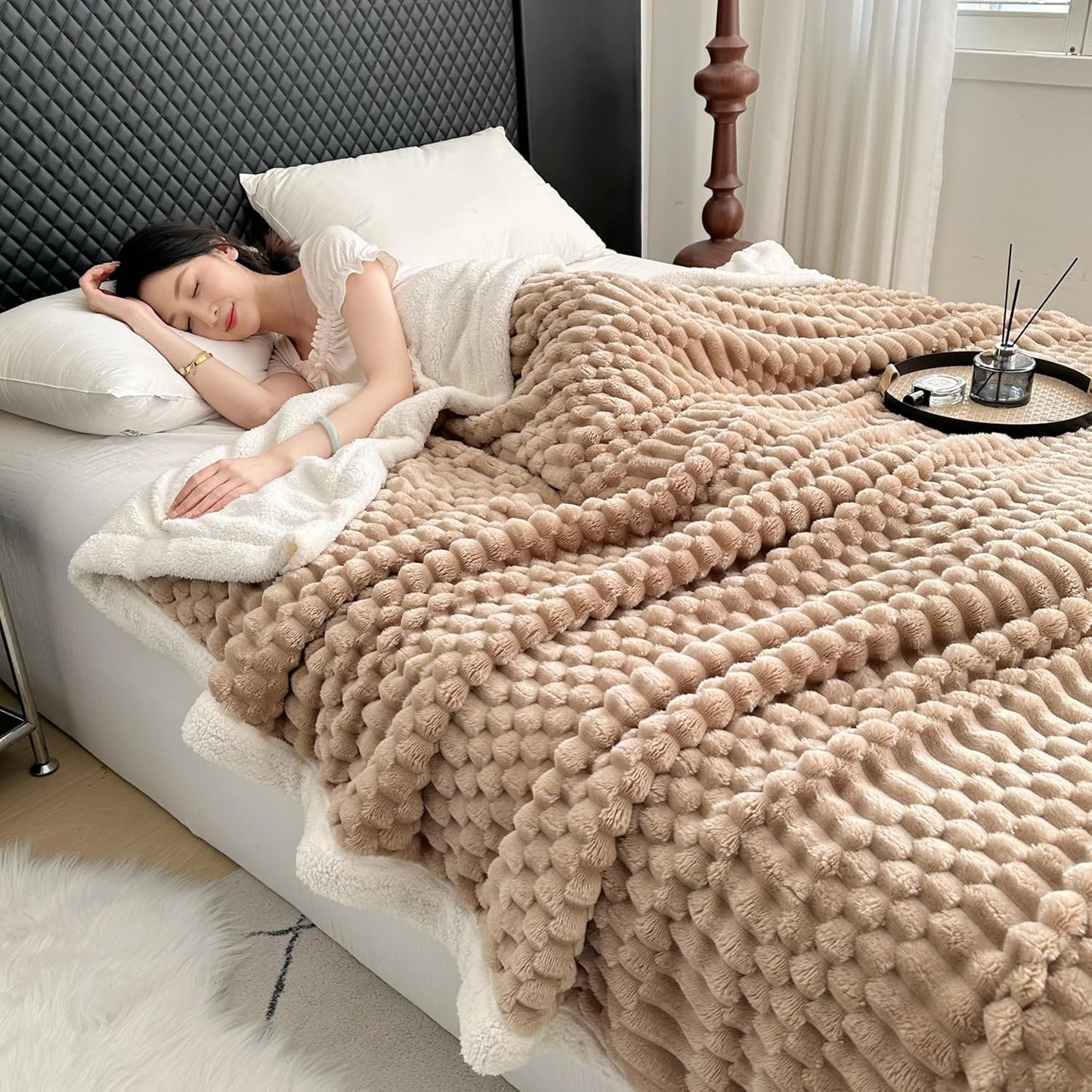 UKELER Sherpa Throw Blanket 60 × 80 inch, 470 GSM Striped Sherpa Fleece Blanket for All Season, Warm and Cozy Blankets for Couch Sofa Bed Office Camping, Camel